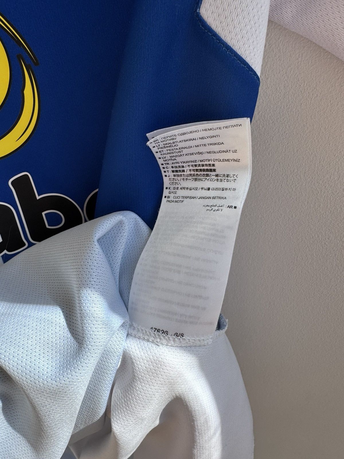 Umbro Blackburn Rovers 2017 2018 Home Football Soccer Shirt Jersey Size US M / EU 48-50 / 2 - 9 Thumbnail