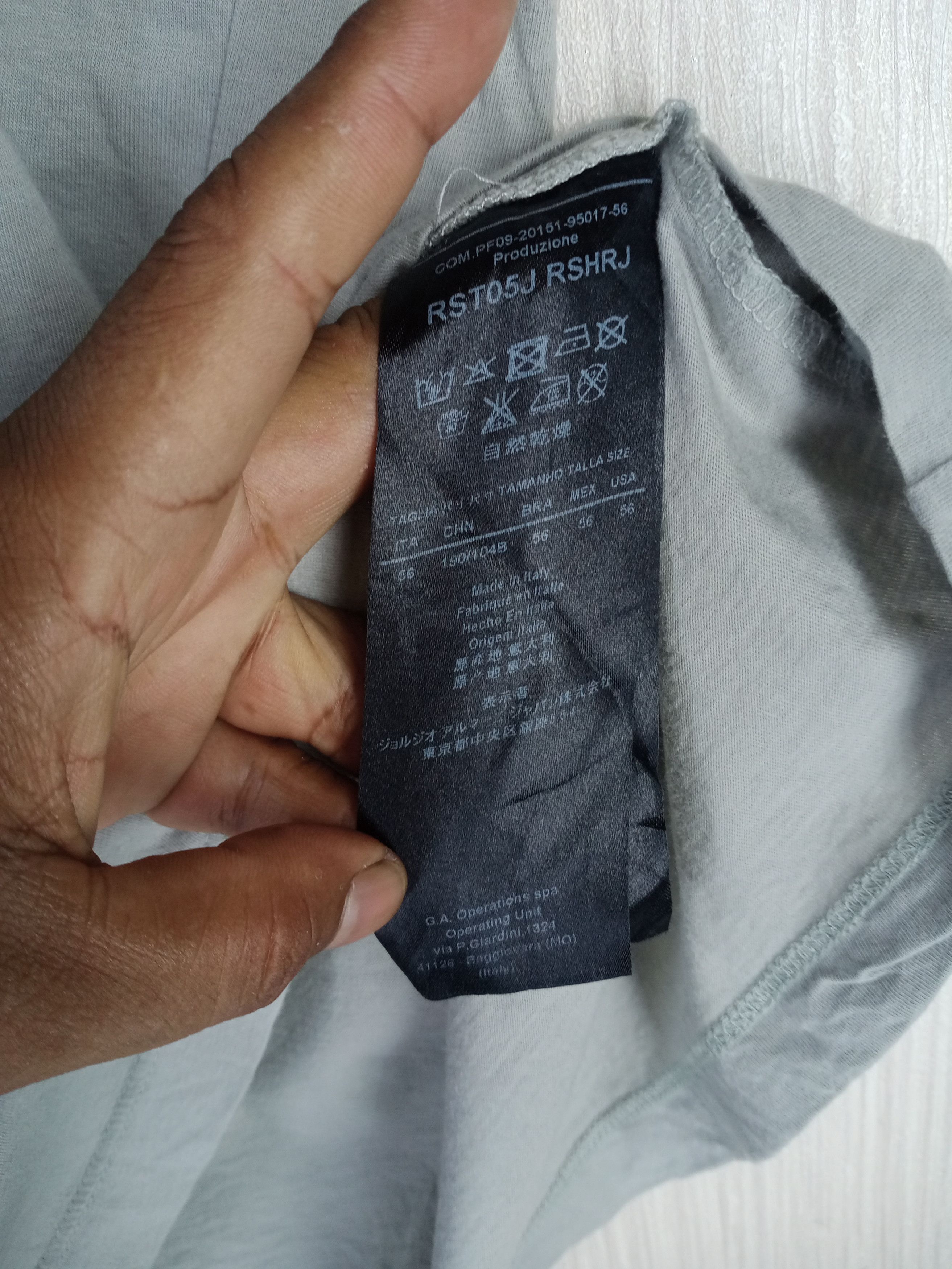 Emporio Armani × Giorgio Armani Rare Vintage Giorgio Armani Tshirt Size L / US 10 / IT 46 - 8 Thumbnail