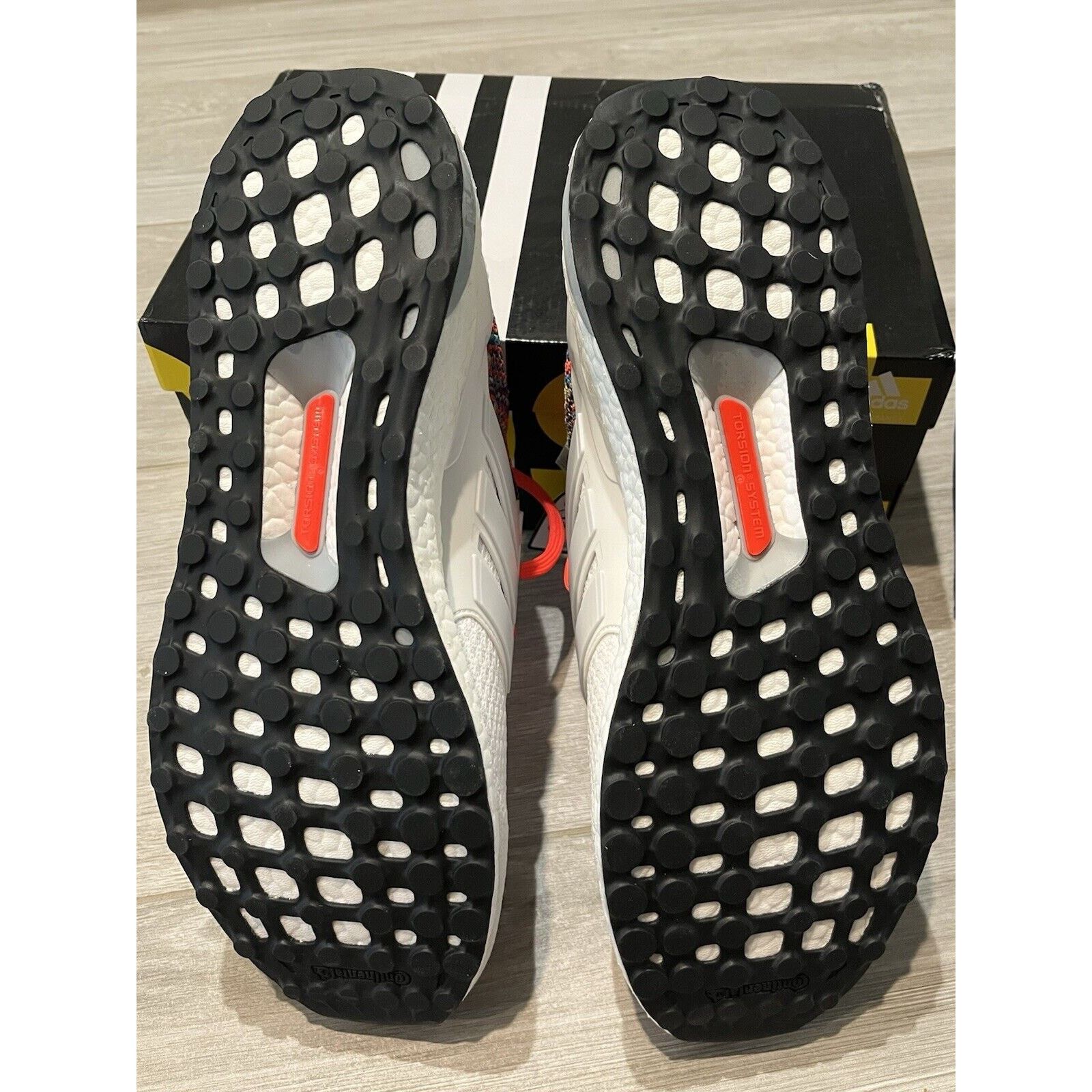 Adidas Adidas mi UltraBOOST White Rainbow size 11.5 Men Running Size US 11.5 / EU 44-45 - 7 Thumbnail