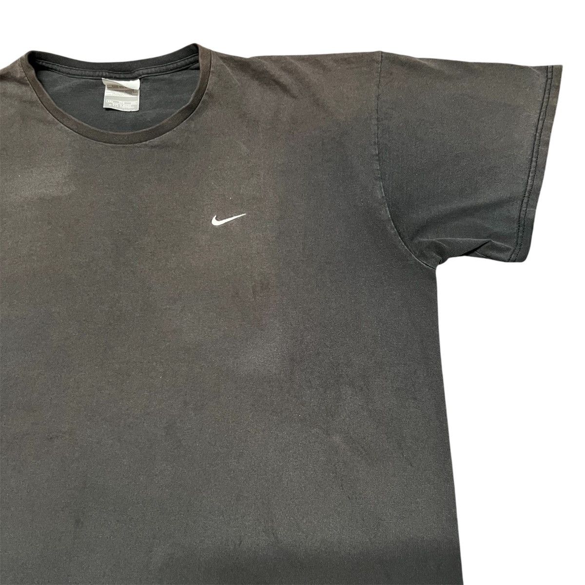Nike Vintage Sun Faded Black Nike T Shirt Size XXL (26 x 29) Size US XXL / EU 58 / 5 - 2 Thumbnail