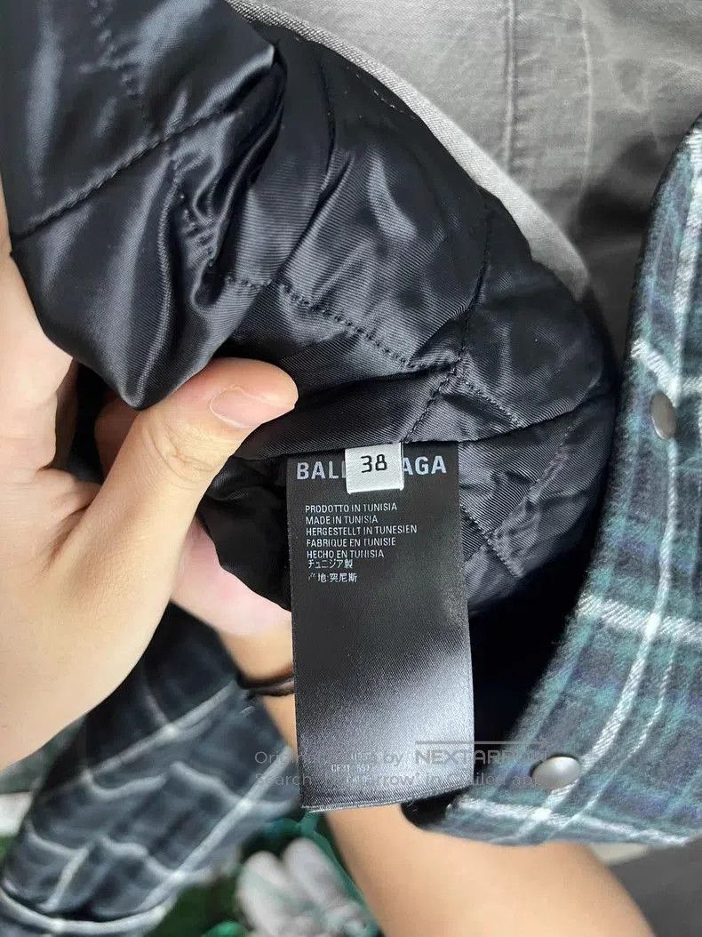 Balenciaga Balenciaga Two-in-One Coat Set. Size US XS / EU 42 / 0 - 6 Thumbnail