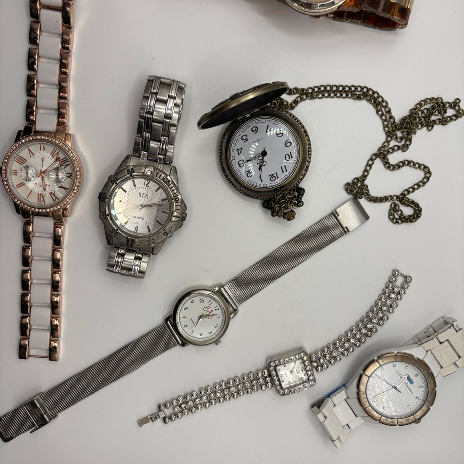 Various Lot of 7 Fashion Watches - New Batteries - some issues Size ONE SIZE - 1 Thumbnail