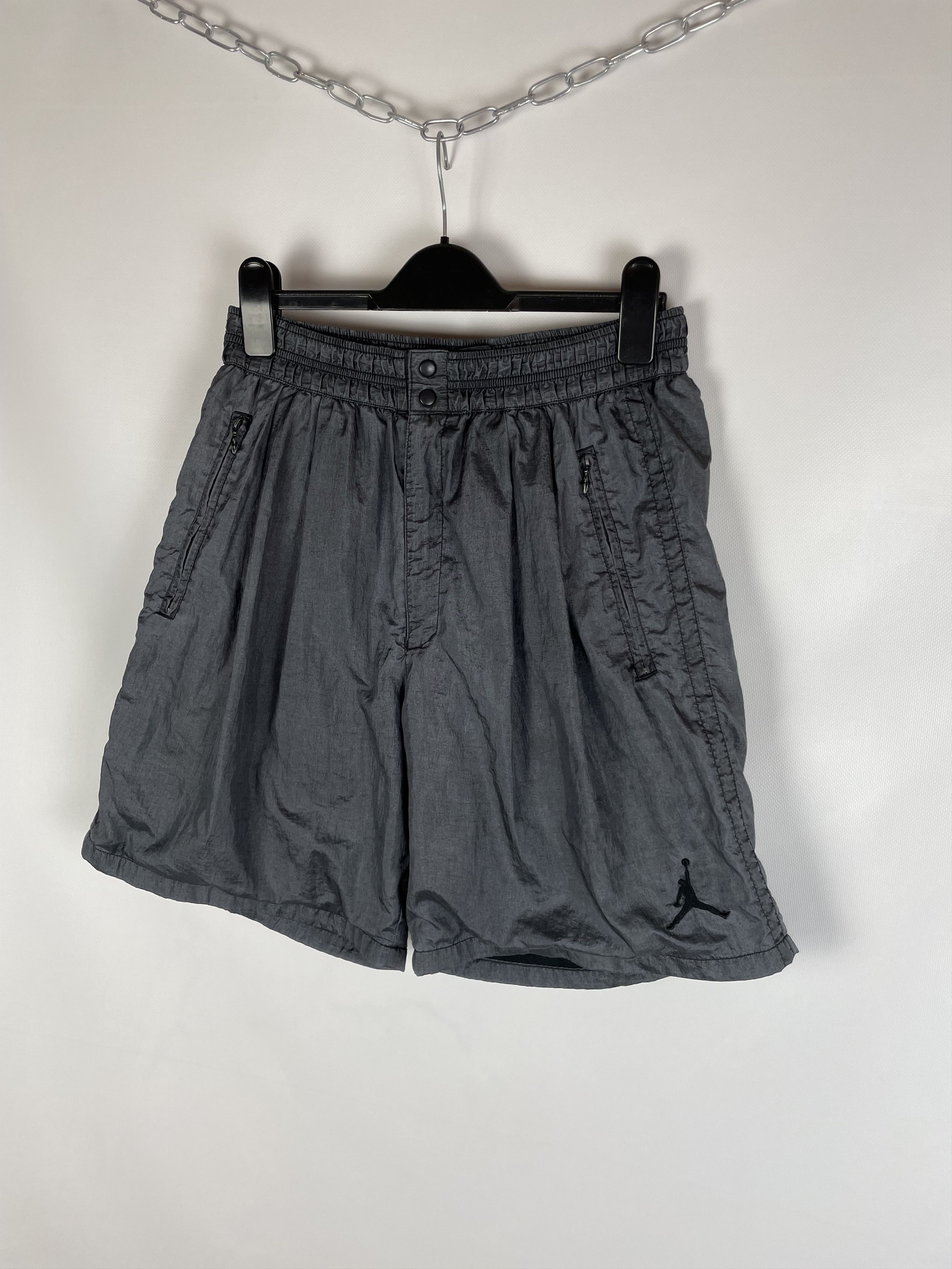 Jordan Brand 90s Nike Jordan Shorts Size US 32 / EU 48 - 3 Thumbnail