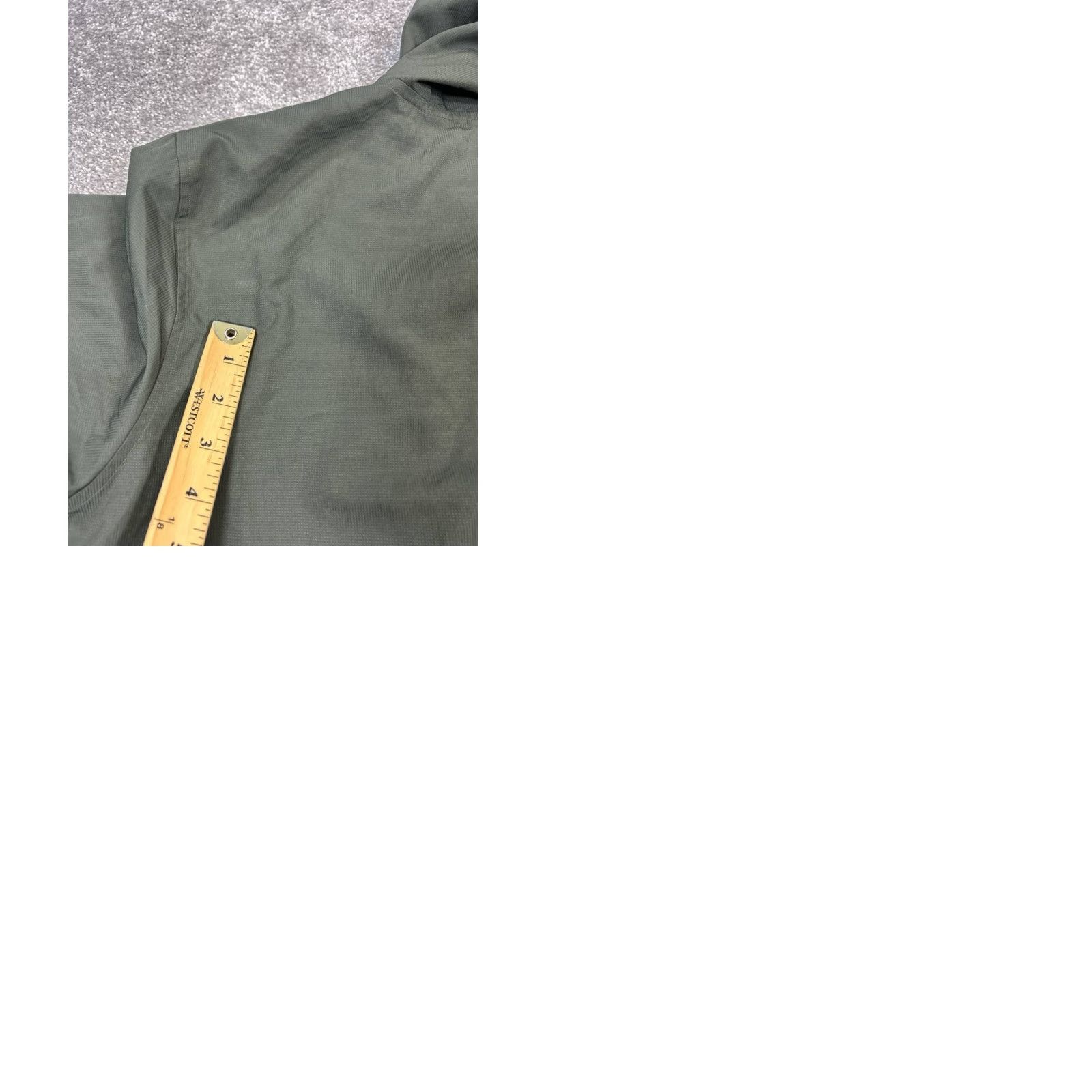 Under Armour Under Armour Jacket Mens M Green Camouflage Full Zip Windbreaker Casual Fall Winter Spring Regular Zip Front Logo Pattern: Camouflage Size US M / EU 48-50 / 2 - 9 Thumbnail
