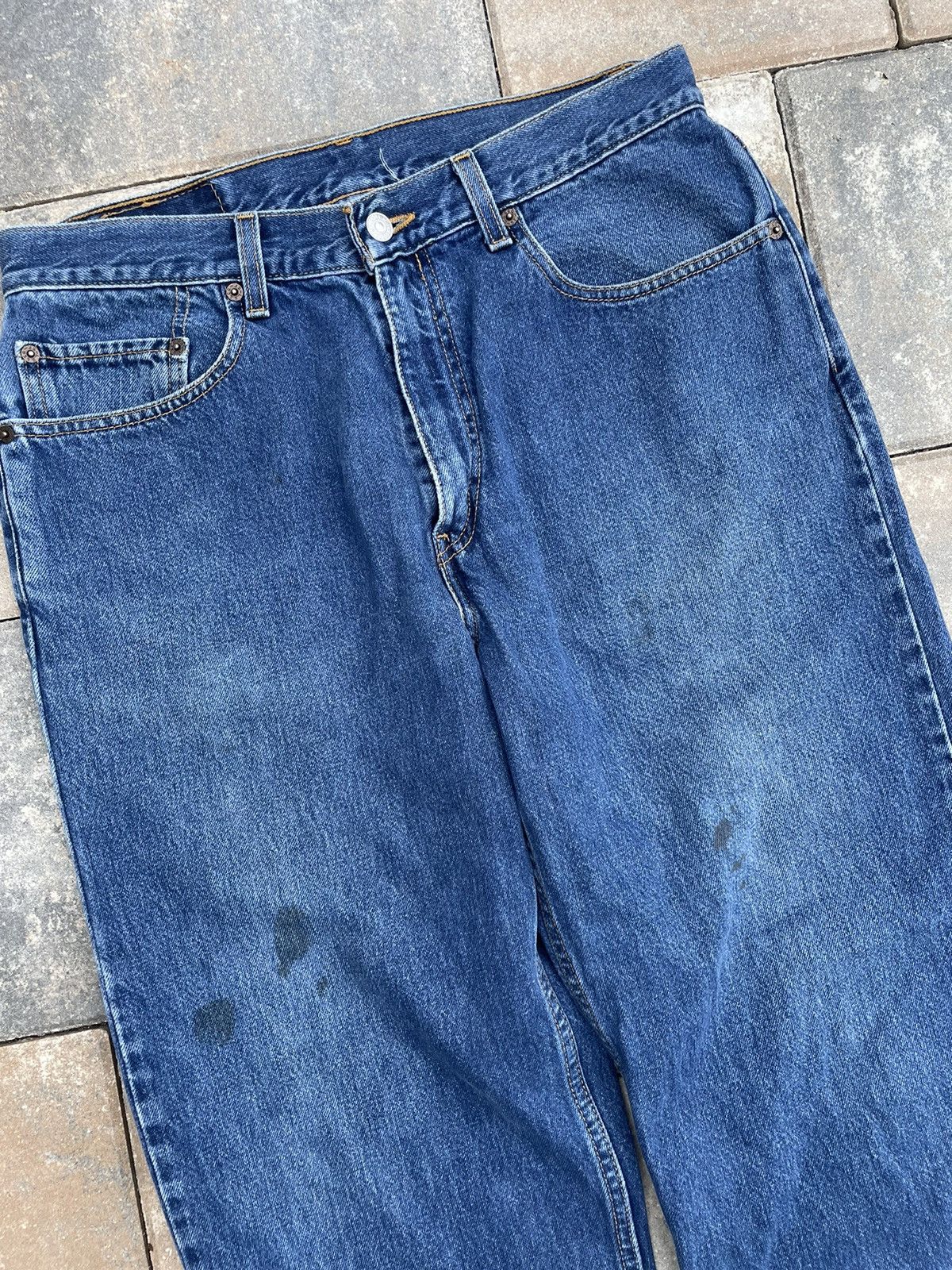 Levi's × Vintage 90s Levi's 550 dark wash baggy denim worn 34x30 Size US 34 / EU 50 - 2 Thumbnail