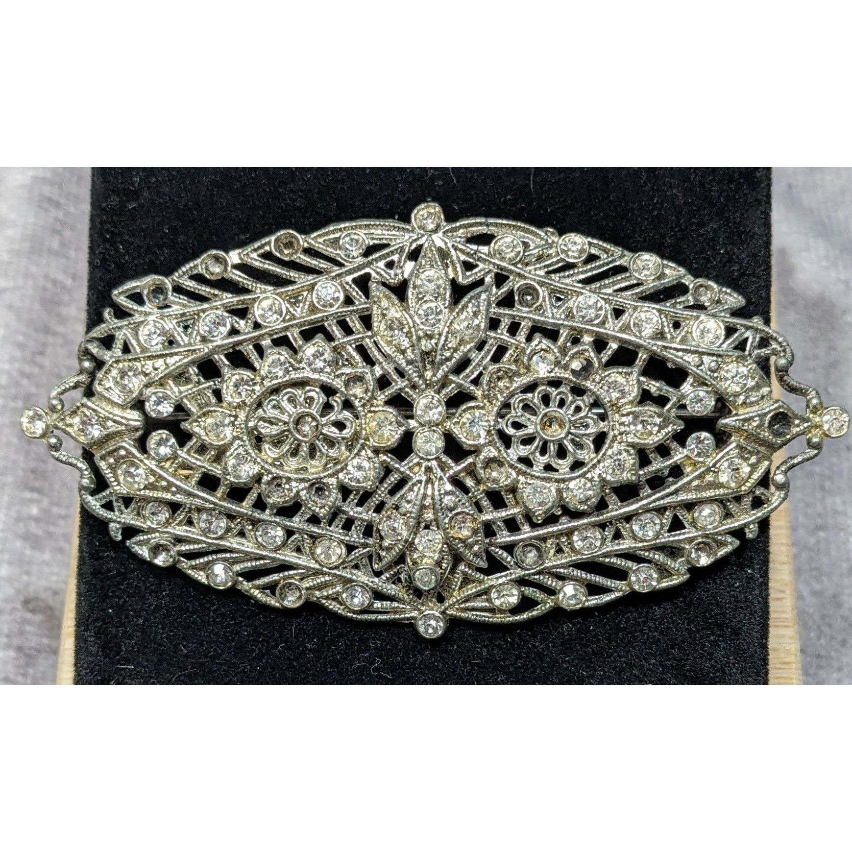 Other Vintage Glam Art Deco Large Silver Tone Brooch Size ONE SIZE - 4 Thumbnail