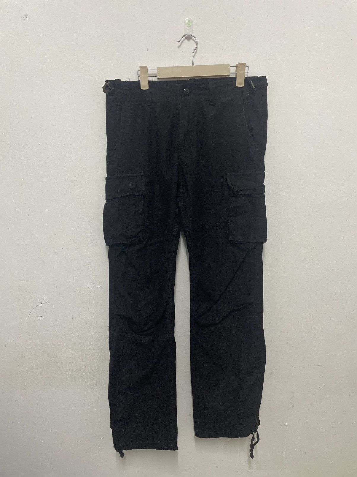 image of Hypebeast x Military Jungle Storm Military Cargo Pants Vintage Issue in Black, Men's (Size 30)