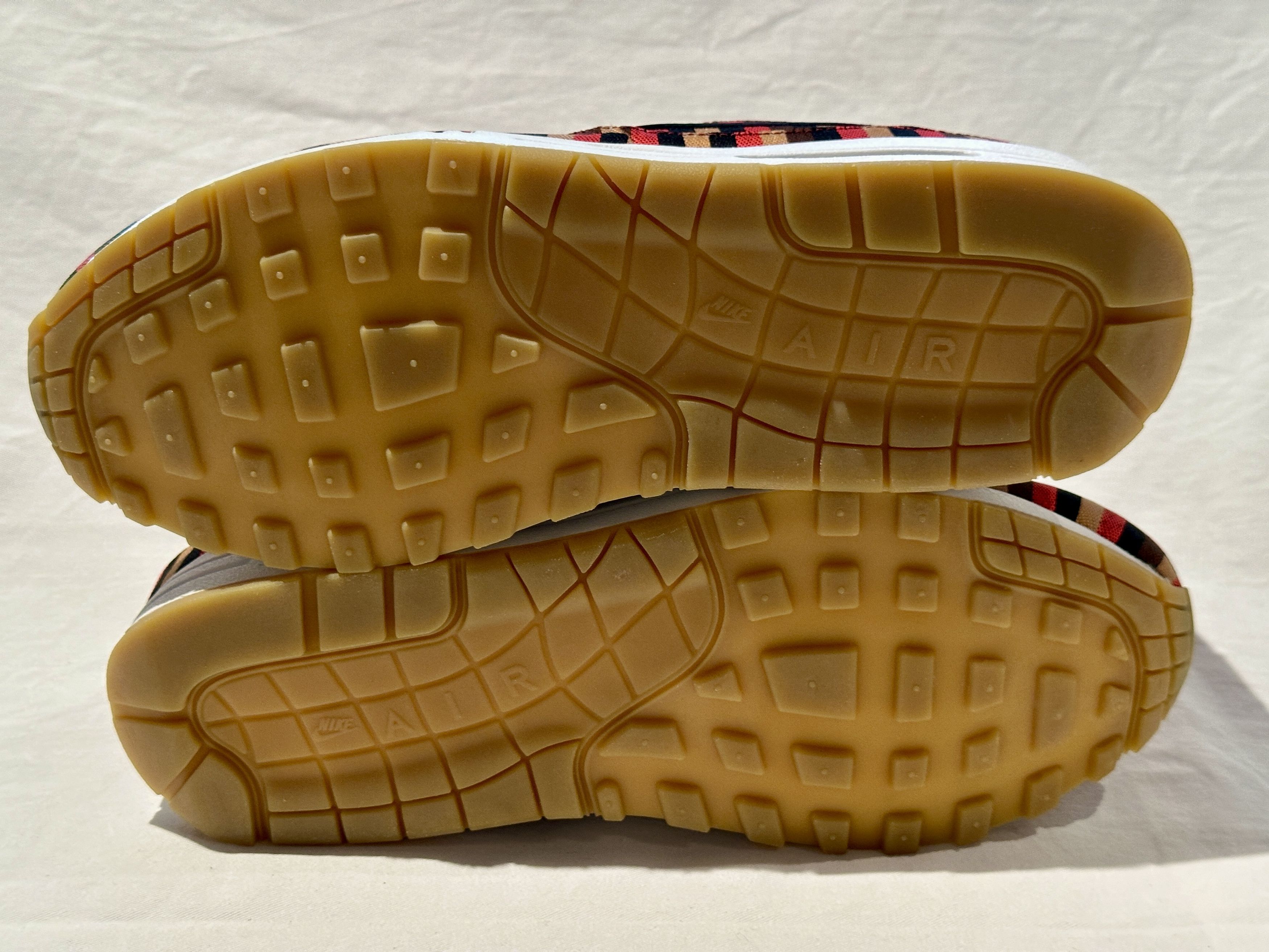 Nike NEW NIKE AIR MAX 1 WOVEN SP LONDON UNDERGROUND ROUNDEL SZ 11 Size US 11 / EU 44 - 7 Thumbnail