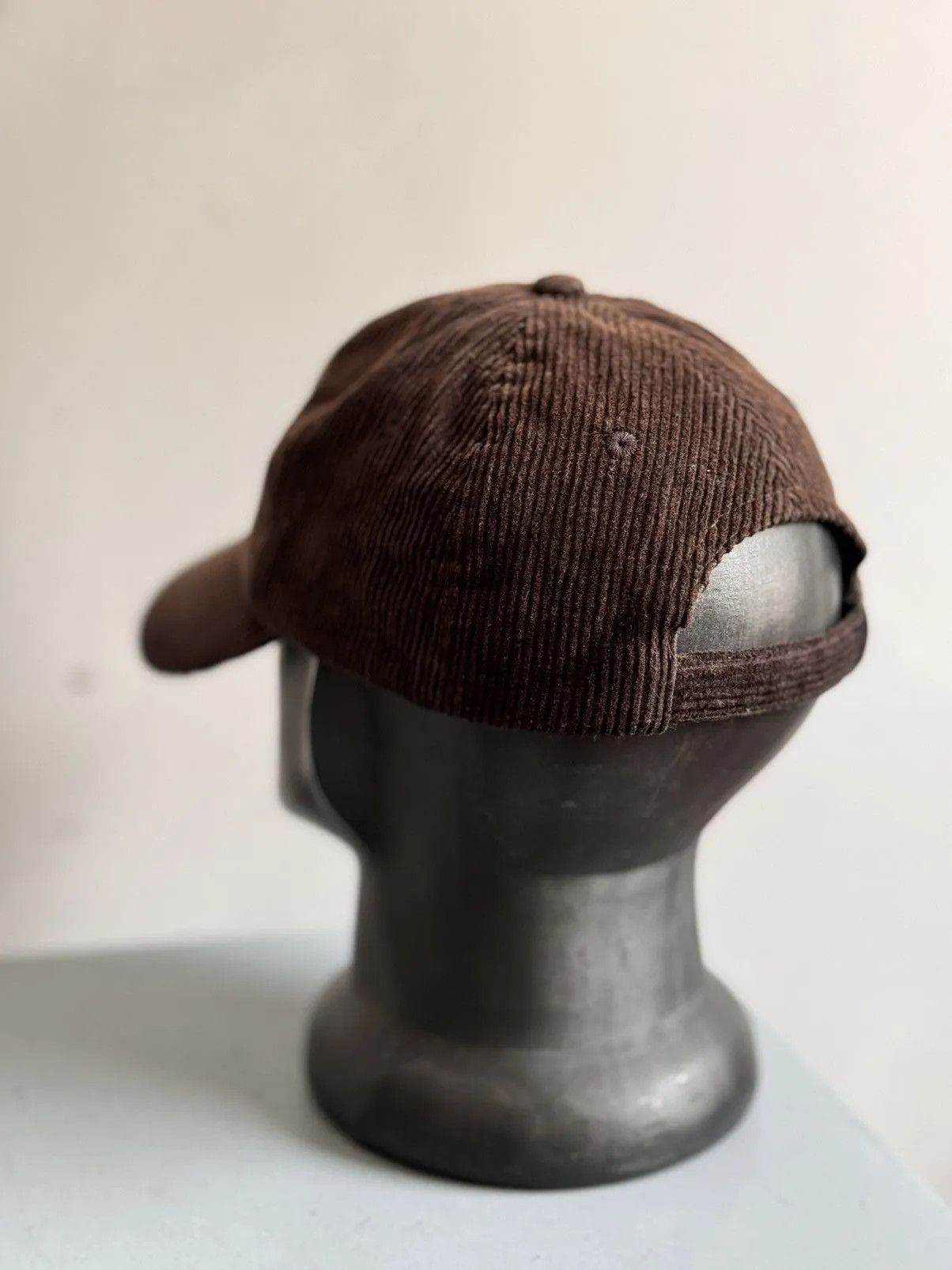 Stussy USA Stussy Velvet Hat gap vintage streetwear Stussy big logo Size ONE SIZE - 6 Thumbnail