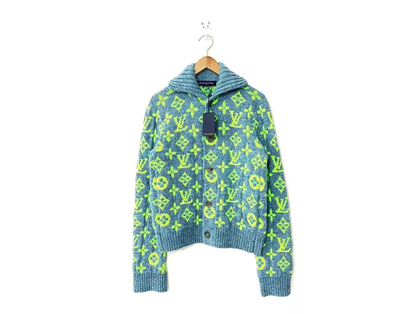 Louis Vuitton Hooded Button-Up Knit Sweater Multi Size S Size US S / EU 44-46 / 1 - 1 Thumbnail