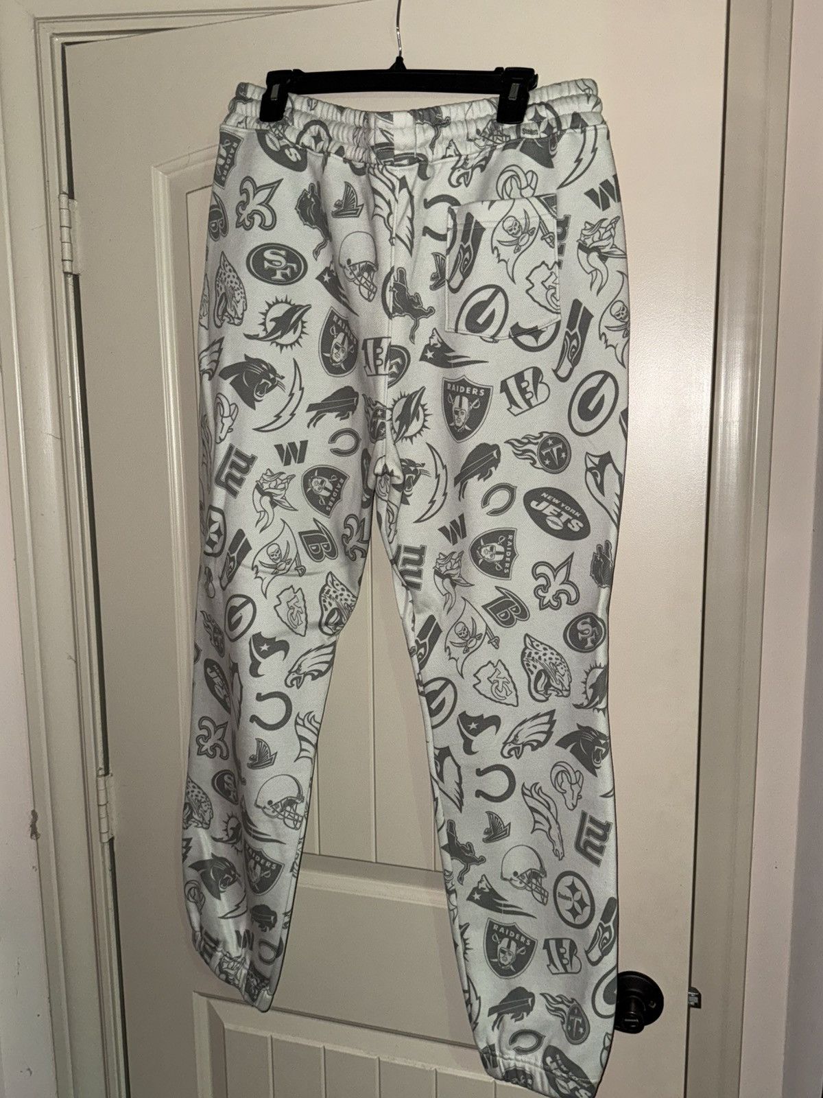 NFL NFL Logos Sweatpants Size US 36 / EU 52 - 2 Thumbnail