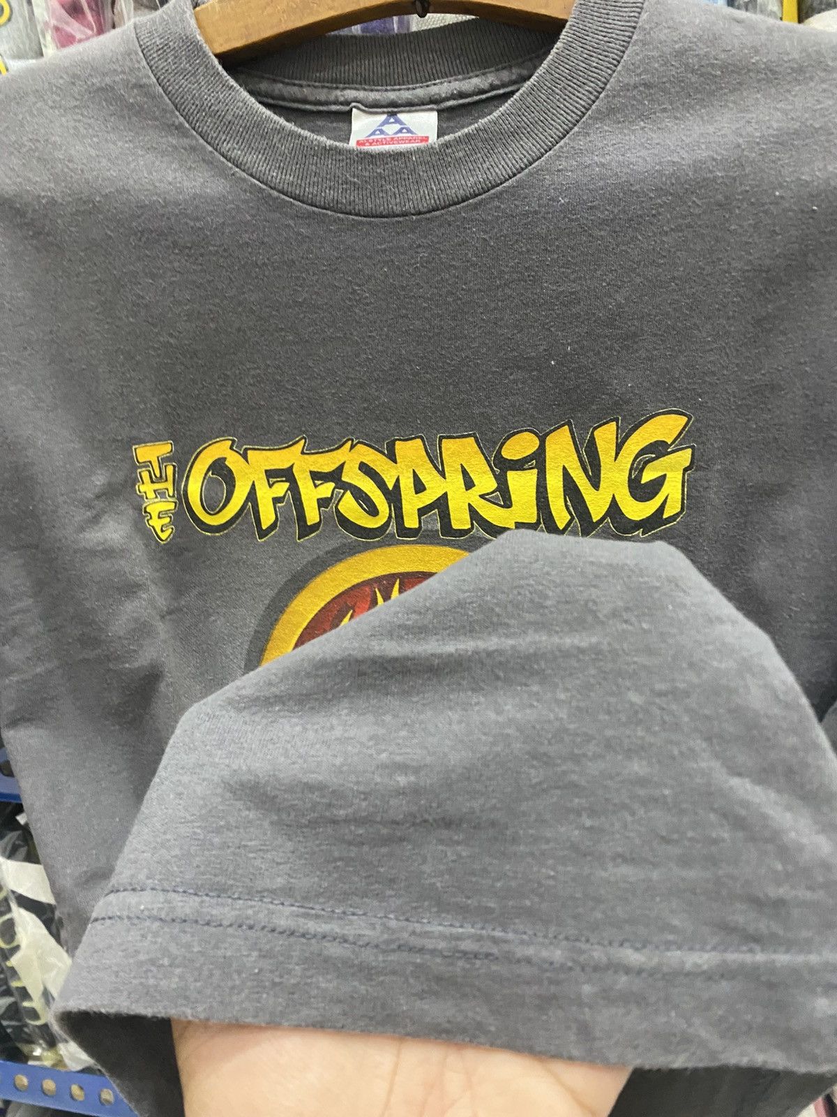 Band Tees VINTAGE OFFSPRING TOUR TEES Size US M / EU 48-50 / 2 - 5 Thumbnail