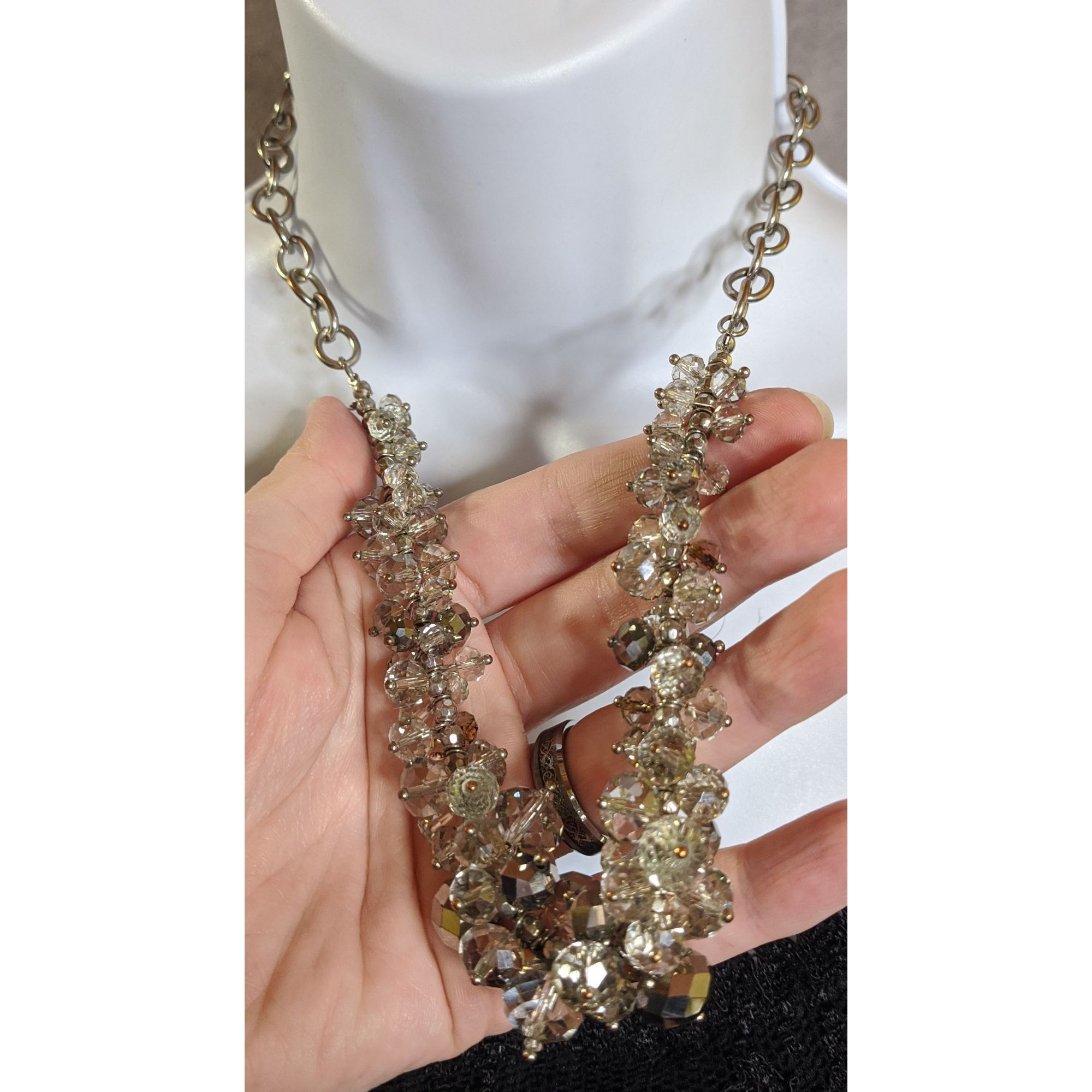 Vera Wang Elegant Glam Simply Vera Vera Wang Crystal Bead Cluster Neck Size ONE SIZE - 8 Thumbnail