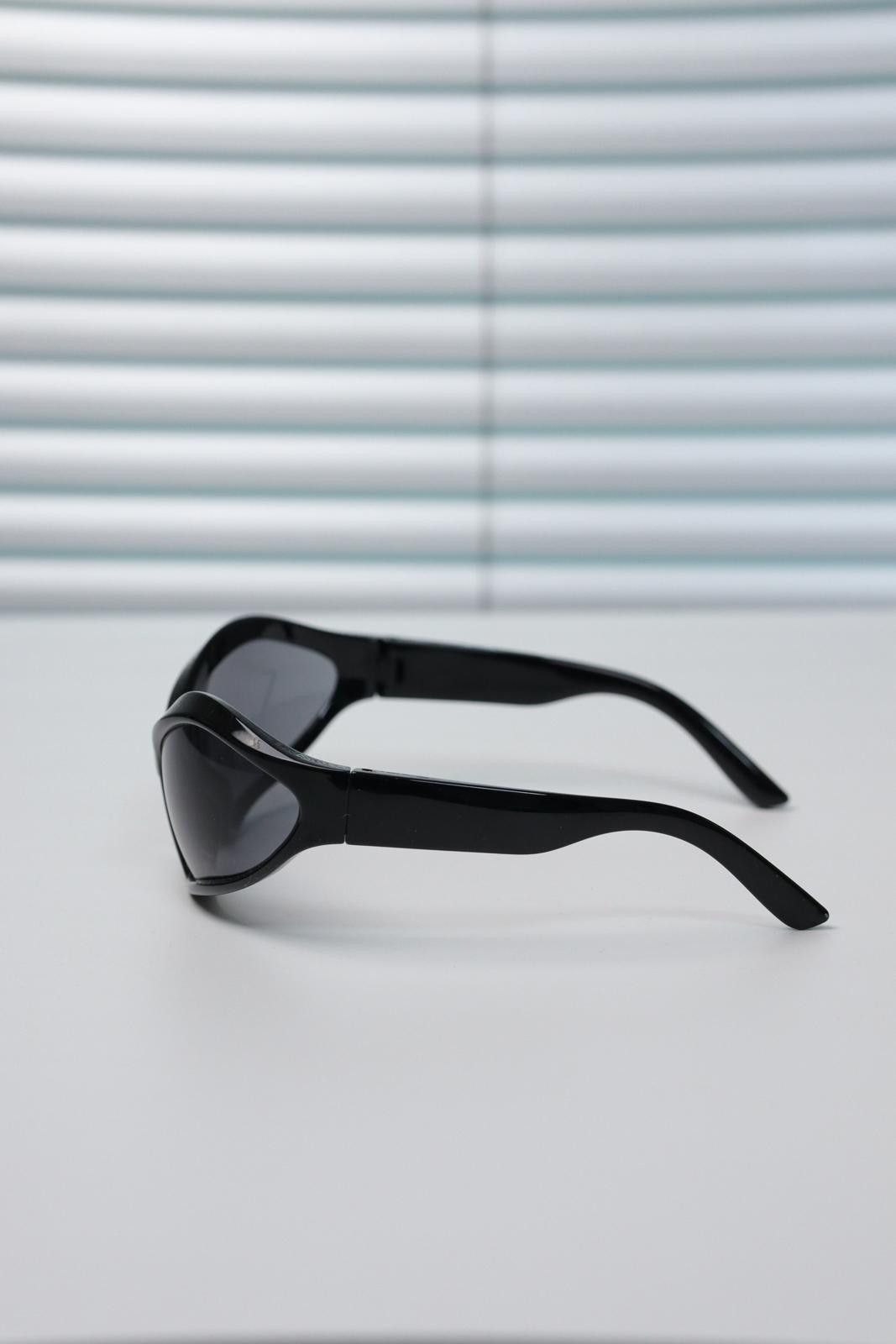 Other Vtg Y2k Avant Garde Future Sunglasses Black Unisex One Size Size ONE SIZE - 8 Thumbnail