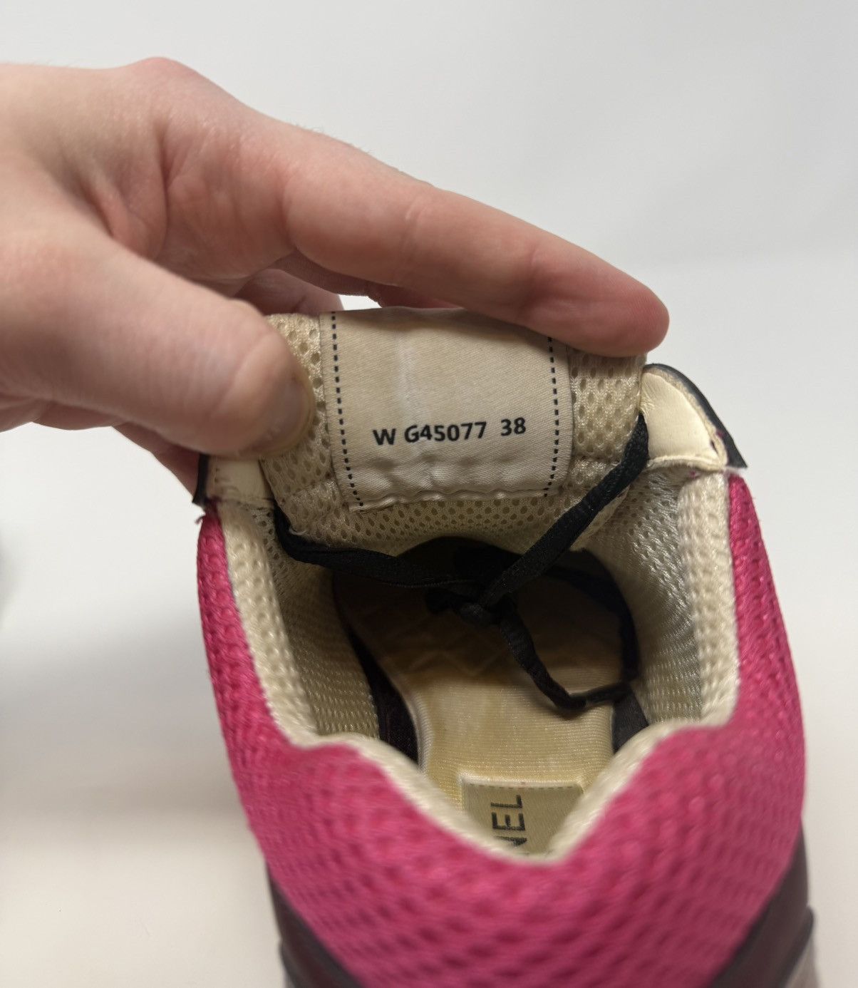Chanel Chanel CC Low Top Trainer Sneaker Pink/Burgandy Size US 8 / IT 38 - 7 Thumbnail