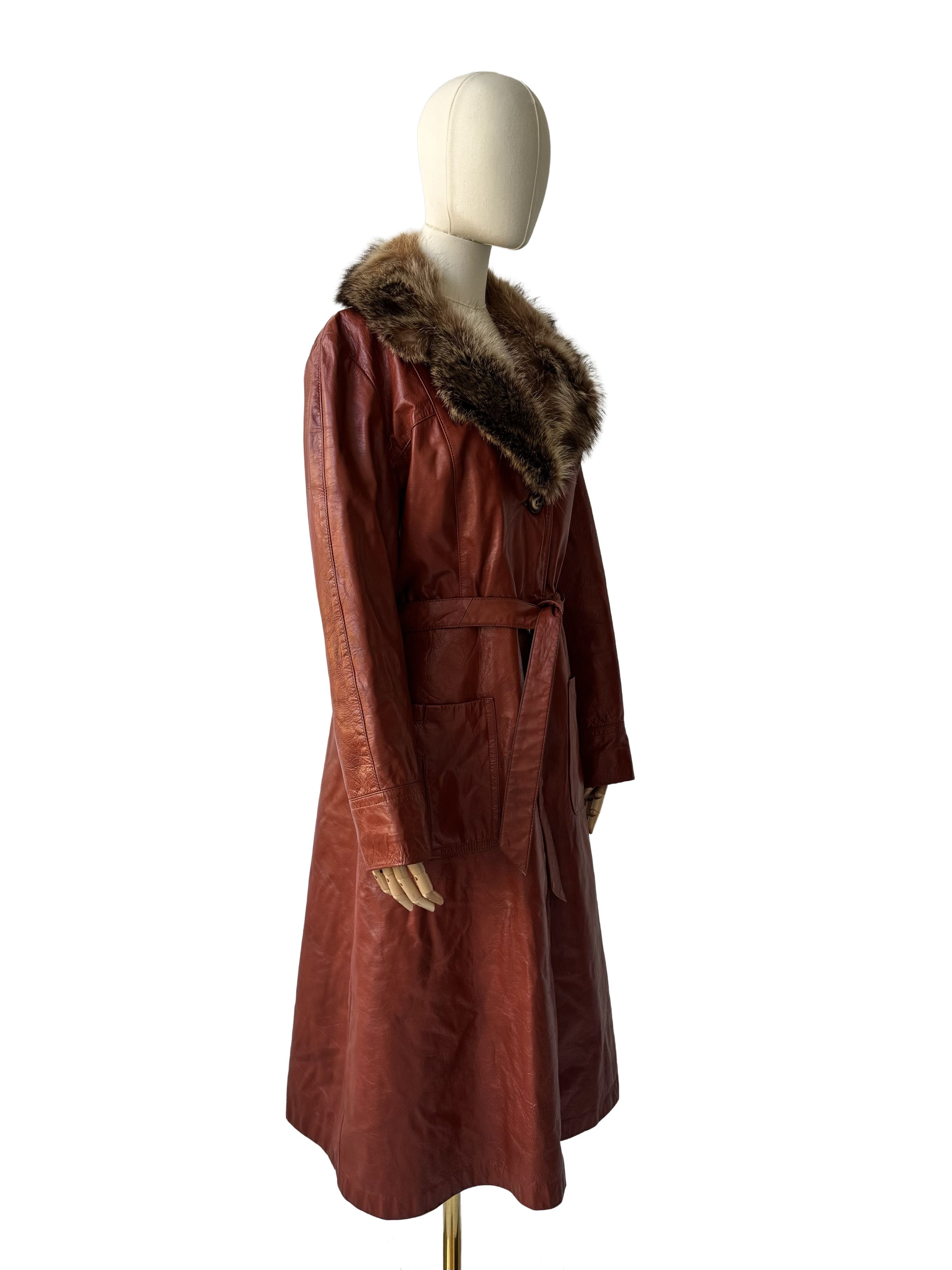 Vintage Vintage Real Leather Coat Real Fur Collar Belted Long Size L / US 10 / IT 46 - 2 Thumbnail