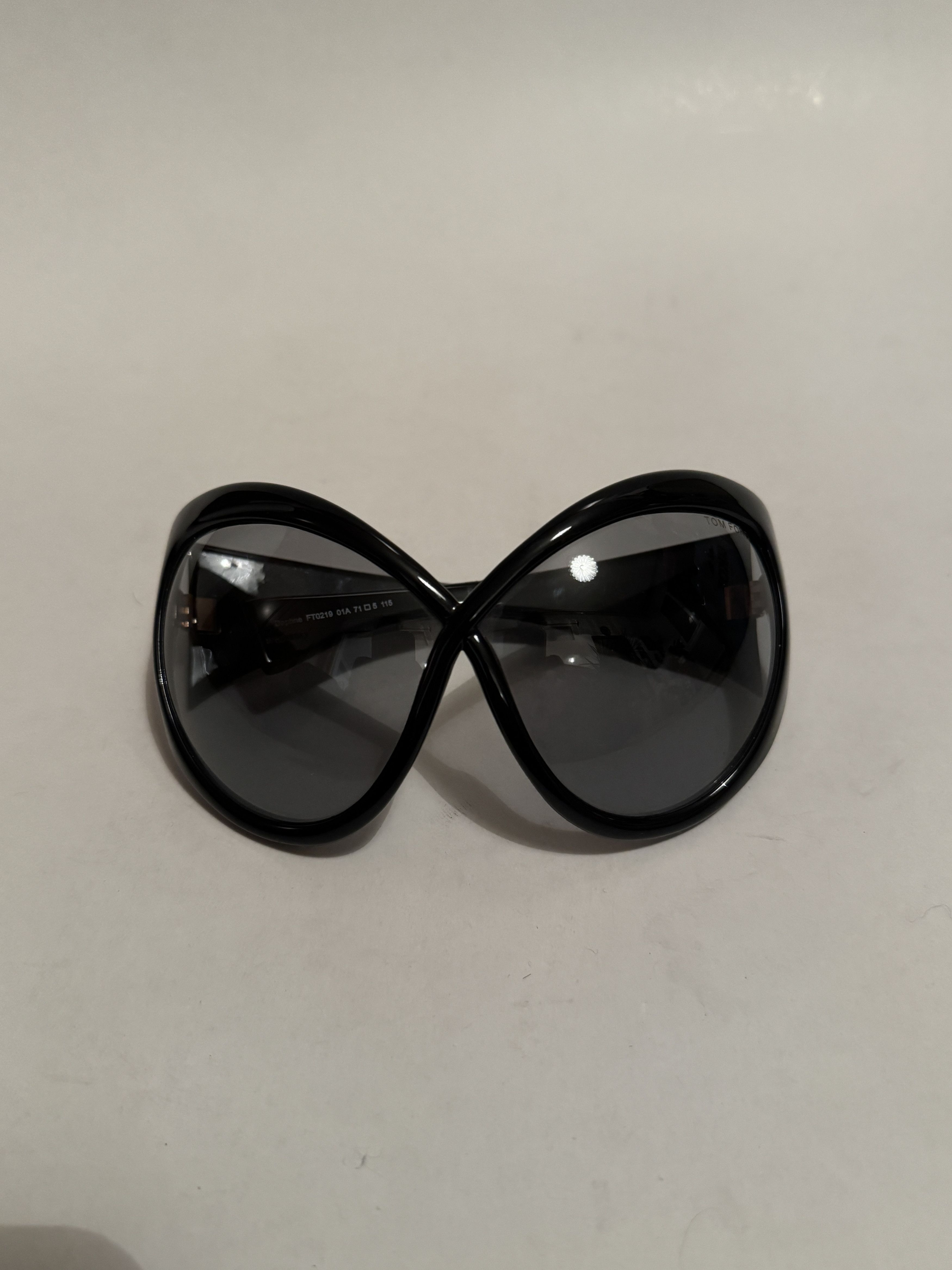 Tom Ford Tom Ford Daphne FT0219 Oversized Cat Eye Black Sunglasses Size ONE SIZE - 9 Thumbnail