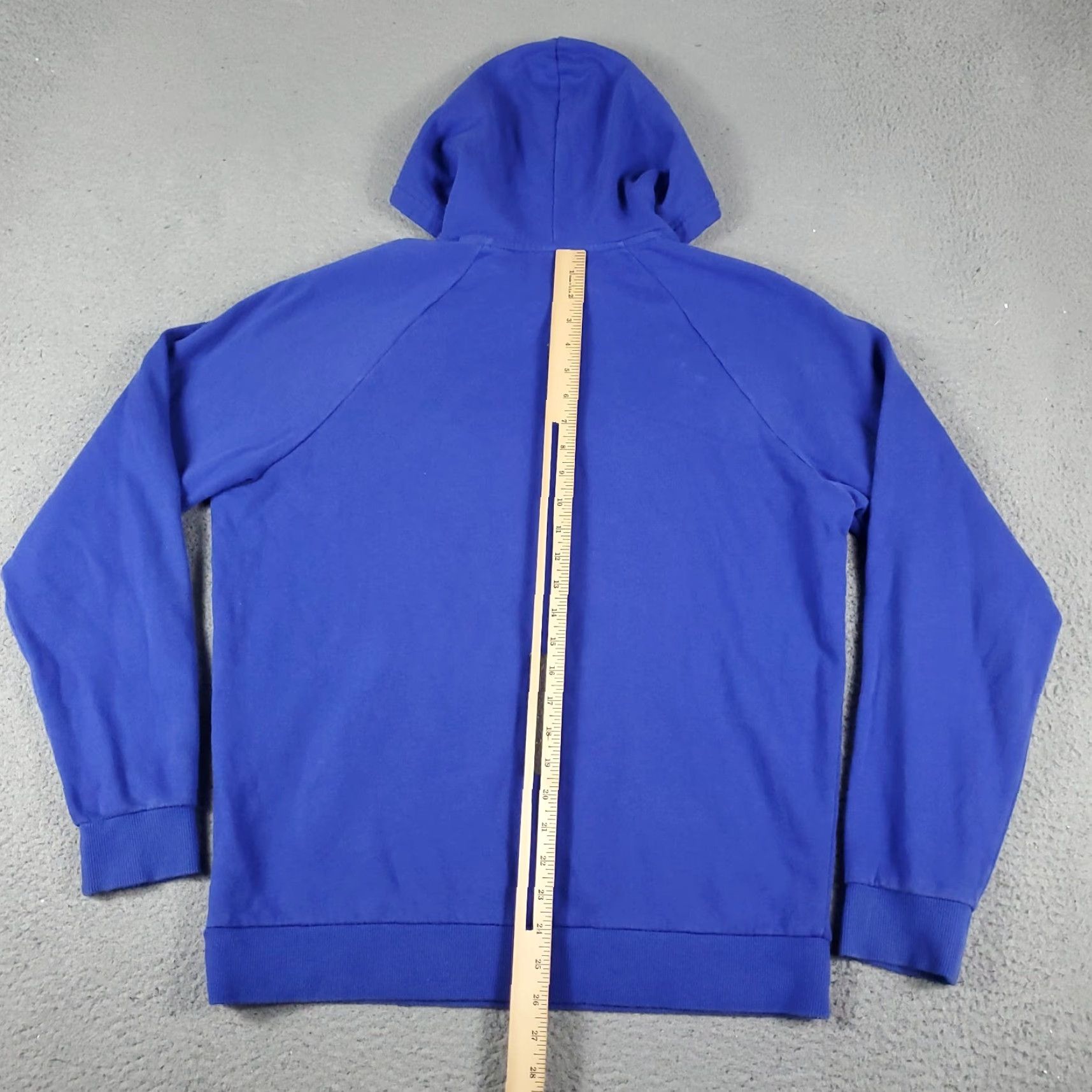 Under Armour VINTAGE Under Armour Hoodie Pullover Men's Medium Blue Sports Sweatshirt All Seasons Size US M / EU 48-50 / 2 - 6 Thumbnail