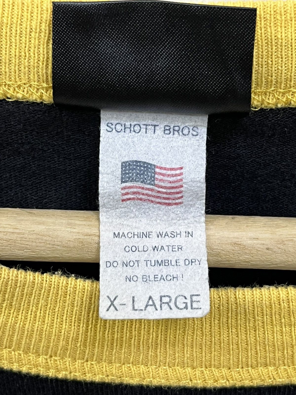 Schott Schott NYC Iconic Girl Graphic Raglan - Hysteric Glamour Era Size US XL / EU 56 / 4 - 7 Thumbnail