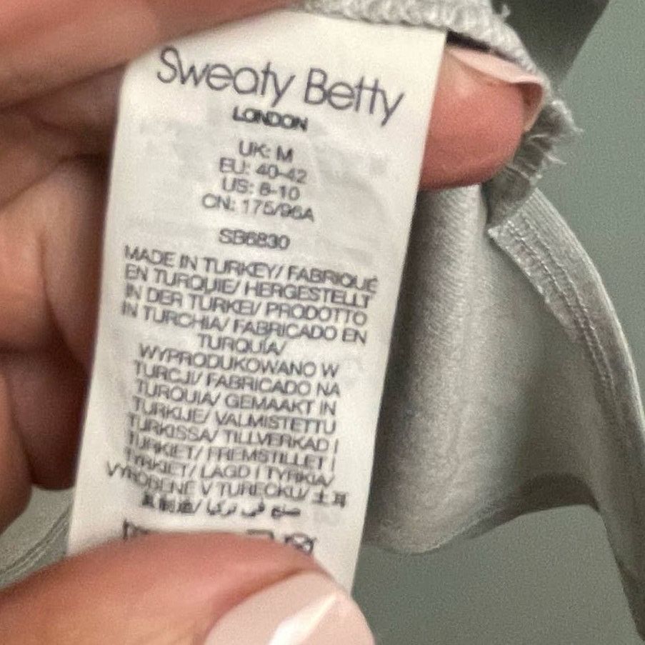 Sweaty Betty Sweaty Betty V-Neck Size Medium Tee T-Shirt Athleisure Gray Size M / US 6-8 / IT 42-44 - 4 Thumbnail