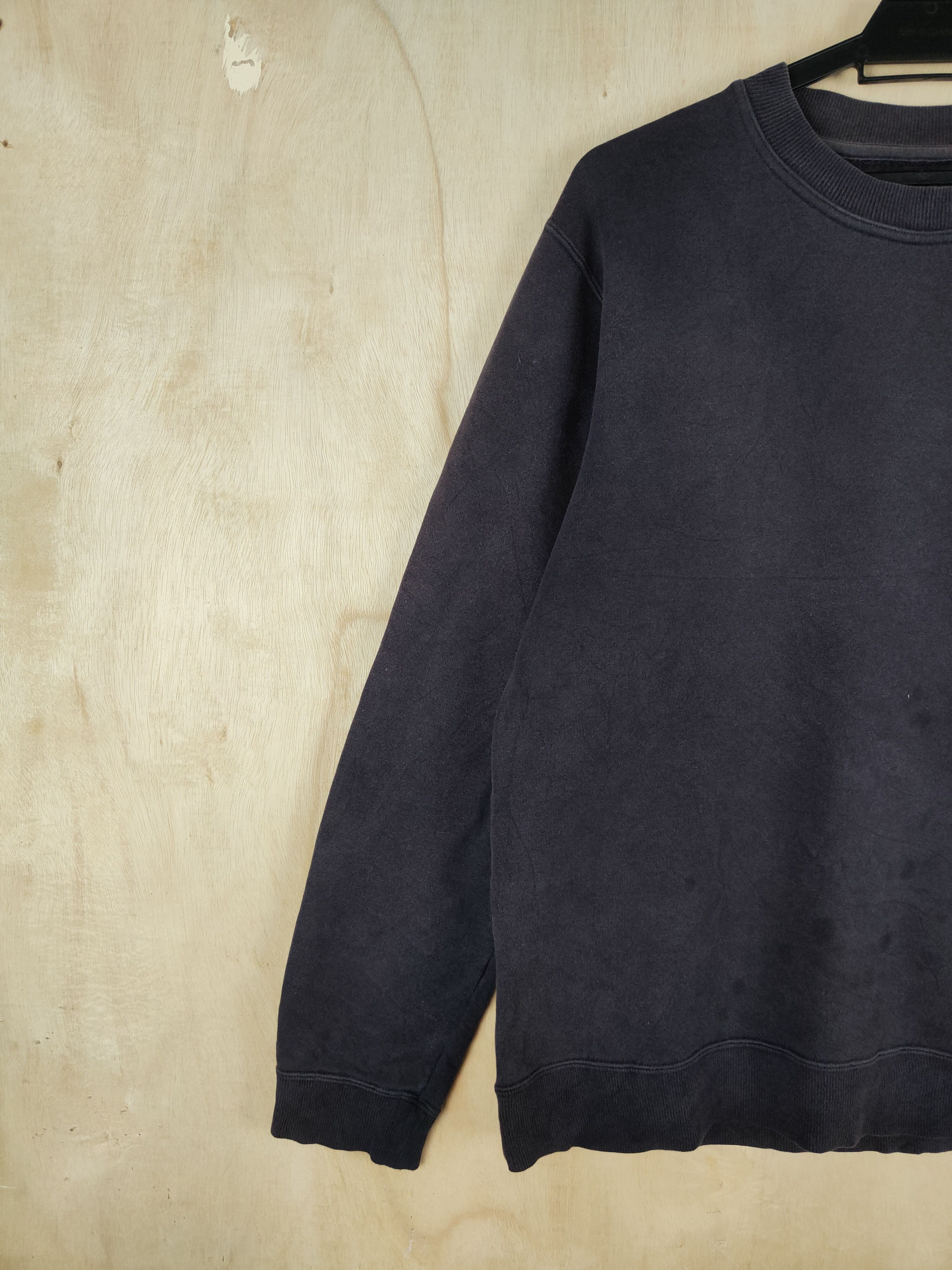 Margaret Howell D Margaret Howell Dark Blue Faded Sweatshirts #S2589 Size US L / EU 52-54 / 3 - 3 Thumbnail