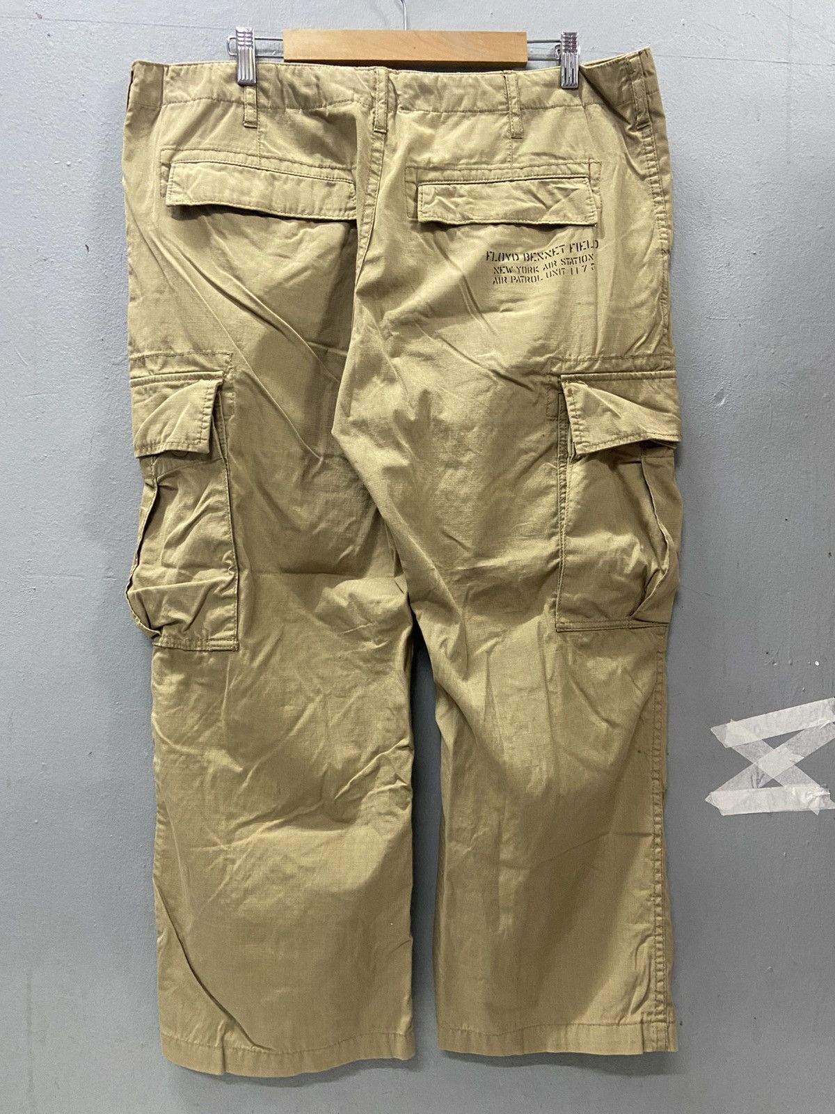 Avirex AVIREX ARMED FORCES MANUFACTURER CARGO PANTS Size US 38 / EU 54 - 1 Thumbnail