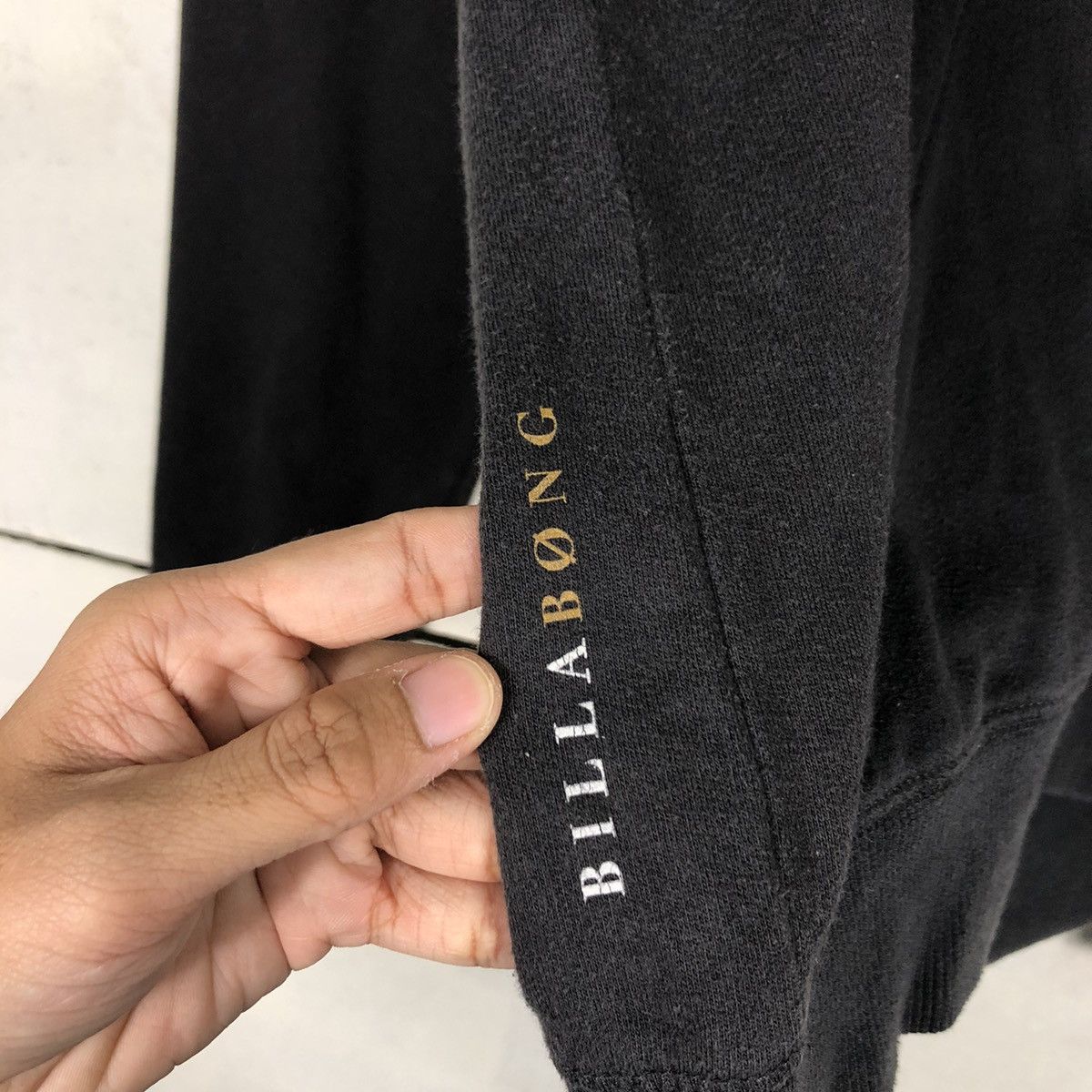 Billabong Billabong Surfing Vintage Sweatshirt Hoodie Nice Design Size US S / EU 44-46 / 1 - 14 Thumbnail