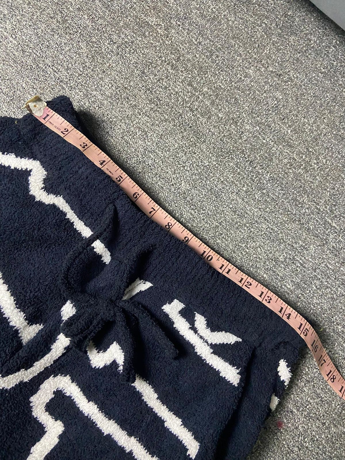 Japanese Brand 1PIU1UGUALE3 Relax Big Logo Pattern Knit Pants (158) Size US 31 - 6 Thumbnail