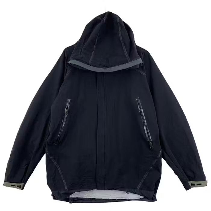 Vintage NIKE ACG Gorpcore Outdoor Black Jacket Hoodie