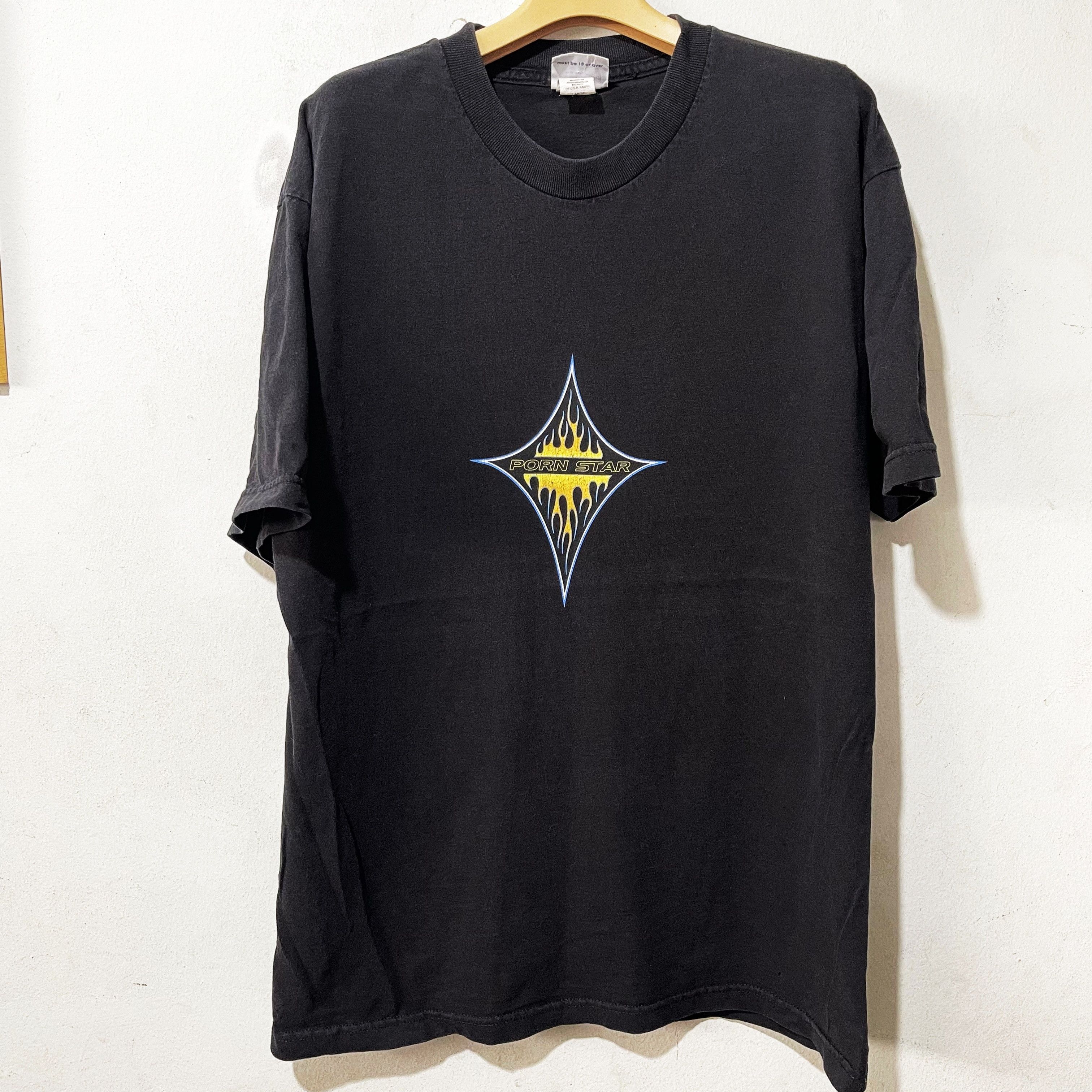 Girl Skateboards × Vintage Vintage 90s Porn Star Skateboard Shirt Size US L / EU 52-54 / 3 - 1 Thumbnail