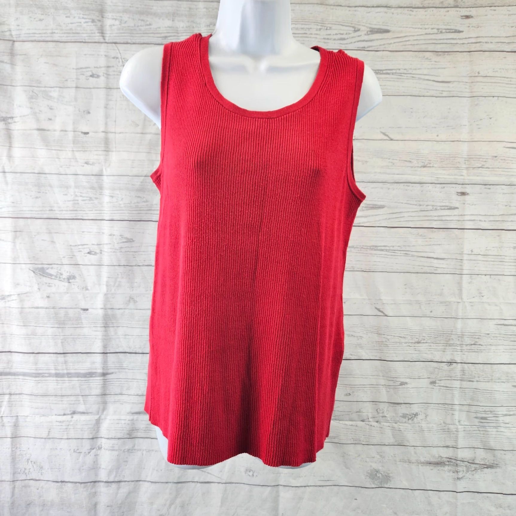 Vintage Chico's Womens Tank Top M Solid Red Rayon Blend Shirt Adult Womens 90s? Size M / US 6-8 / IT 42-44 - 2 Thumbnail