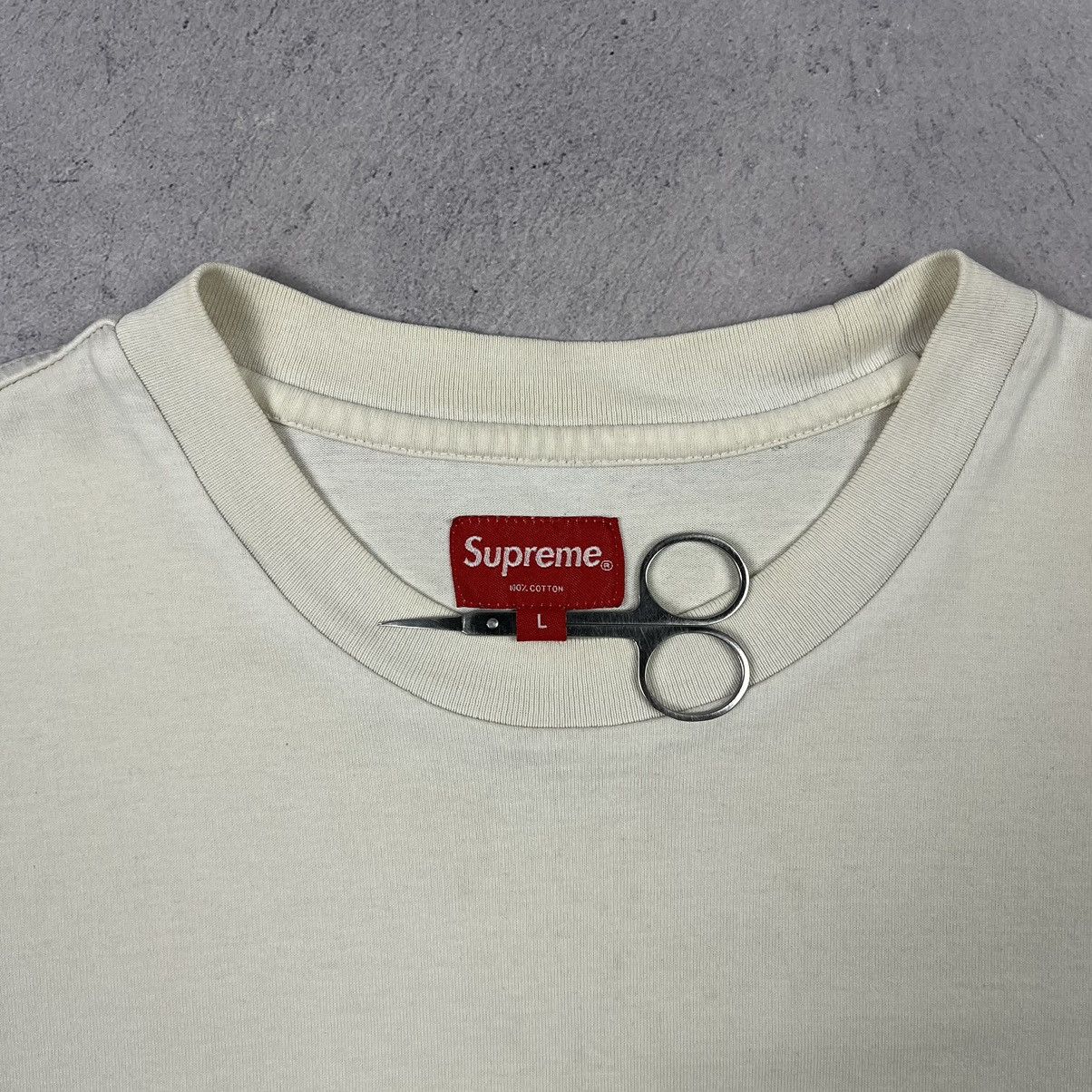 Supreme Supreme classic logo T Shirt Size US L / EU 52-54 / 3 - 8 Thumbnail
