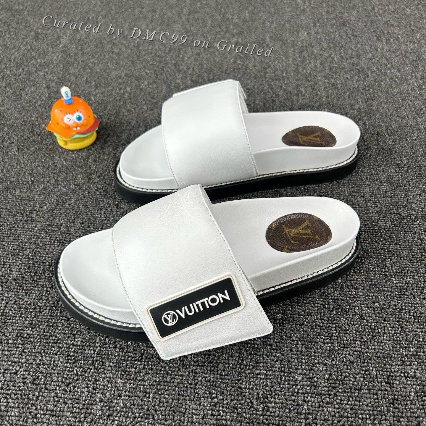 Louis Vuitton Louis Vuitton White Slippers Size US 6 / IT 36 - 1 Thumbnail