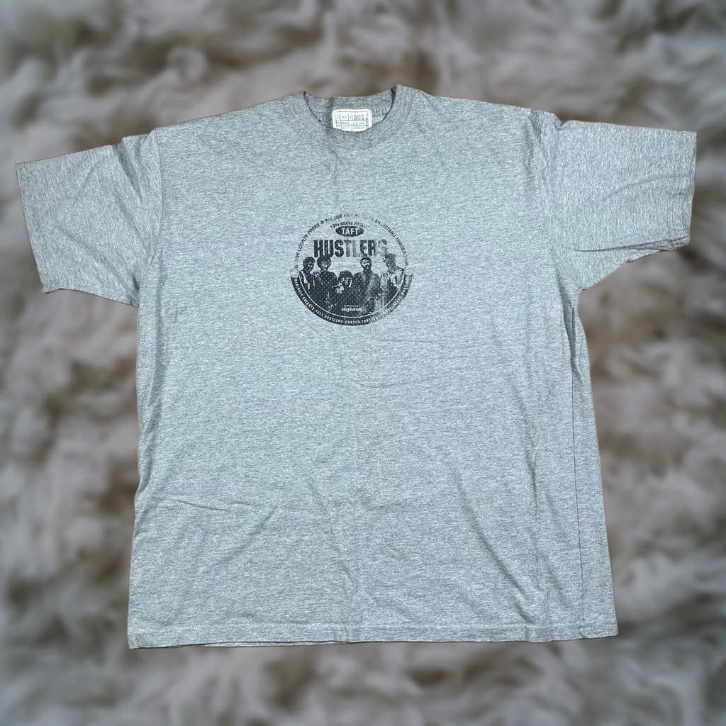 Vintage Unbranded CrewNeck Graphics T-Shirt Mens XL Extra Large 100% Cotton Made In USA Gray Short Sleeve Logo T-Shirt Mens XL Size US XL / EU 56 / 4 - 1 Thumbnail