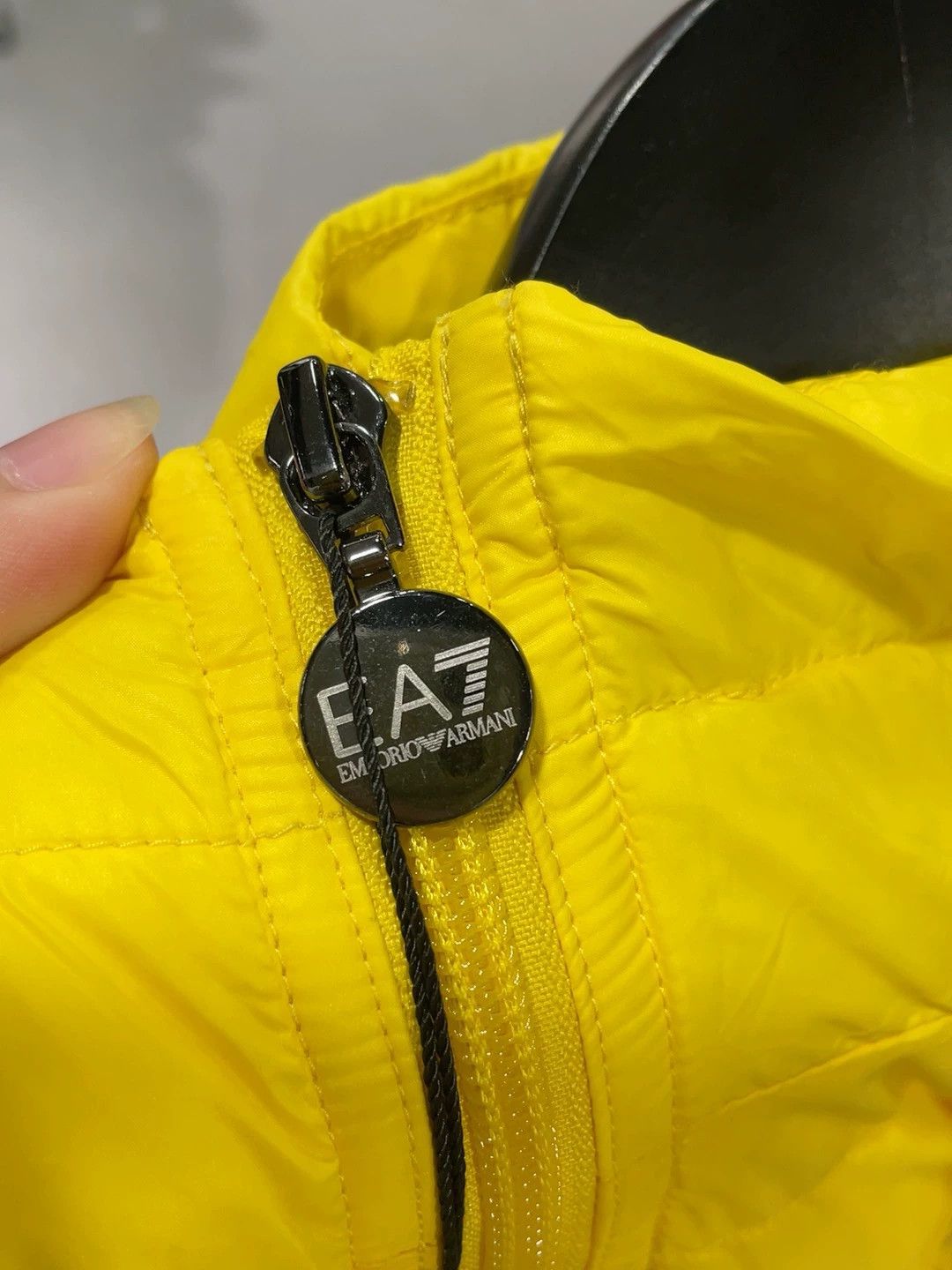 Emporio Armani EA7 Armani Lightweight Yellow Down Jacket L Size US L / EU 52-54 / 3 - 7 Thumbnail