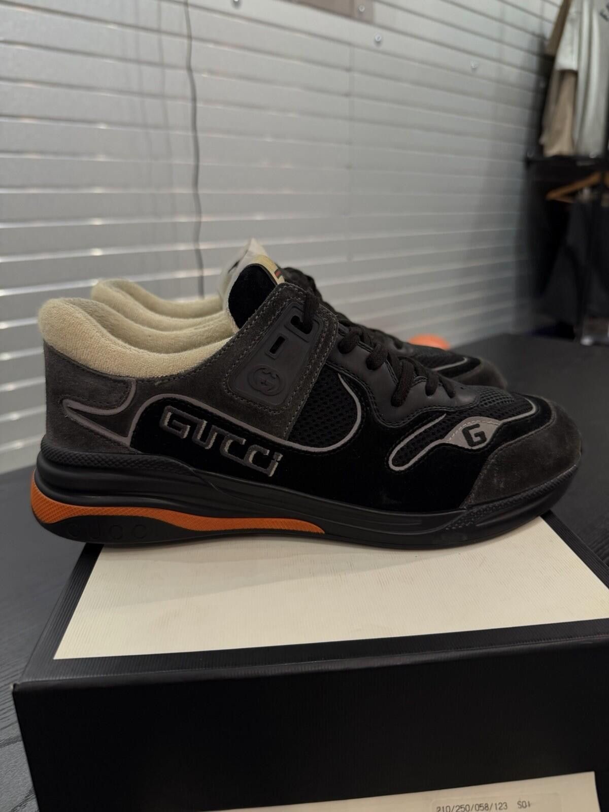 Gucci Gucci Ultrapace Suede Sneaker Men's Size 9G/9.5US Size US 9.5 / EU 42-43 - 1 Thumbnail