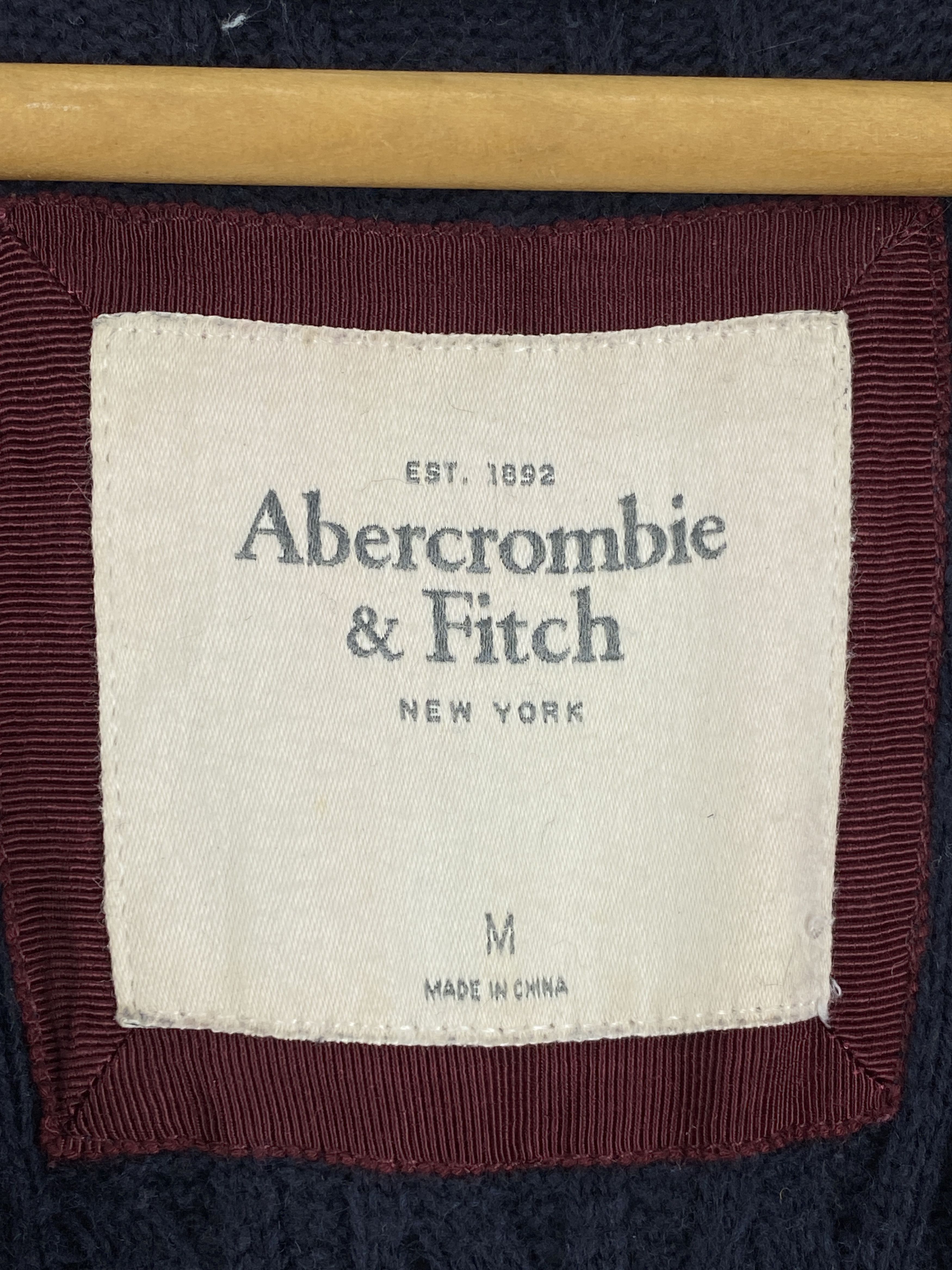 Abercrombie & Fitch × Vintage Vintage 90s Abercrombie and Fitch Knitwear Cardigan Button Size US M / EU 48-50 / 2 - 5 Thumbnail