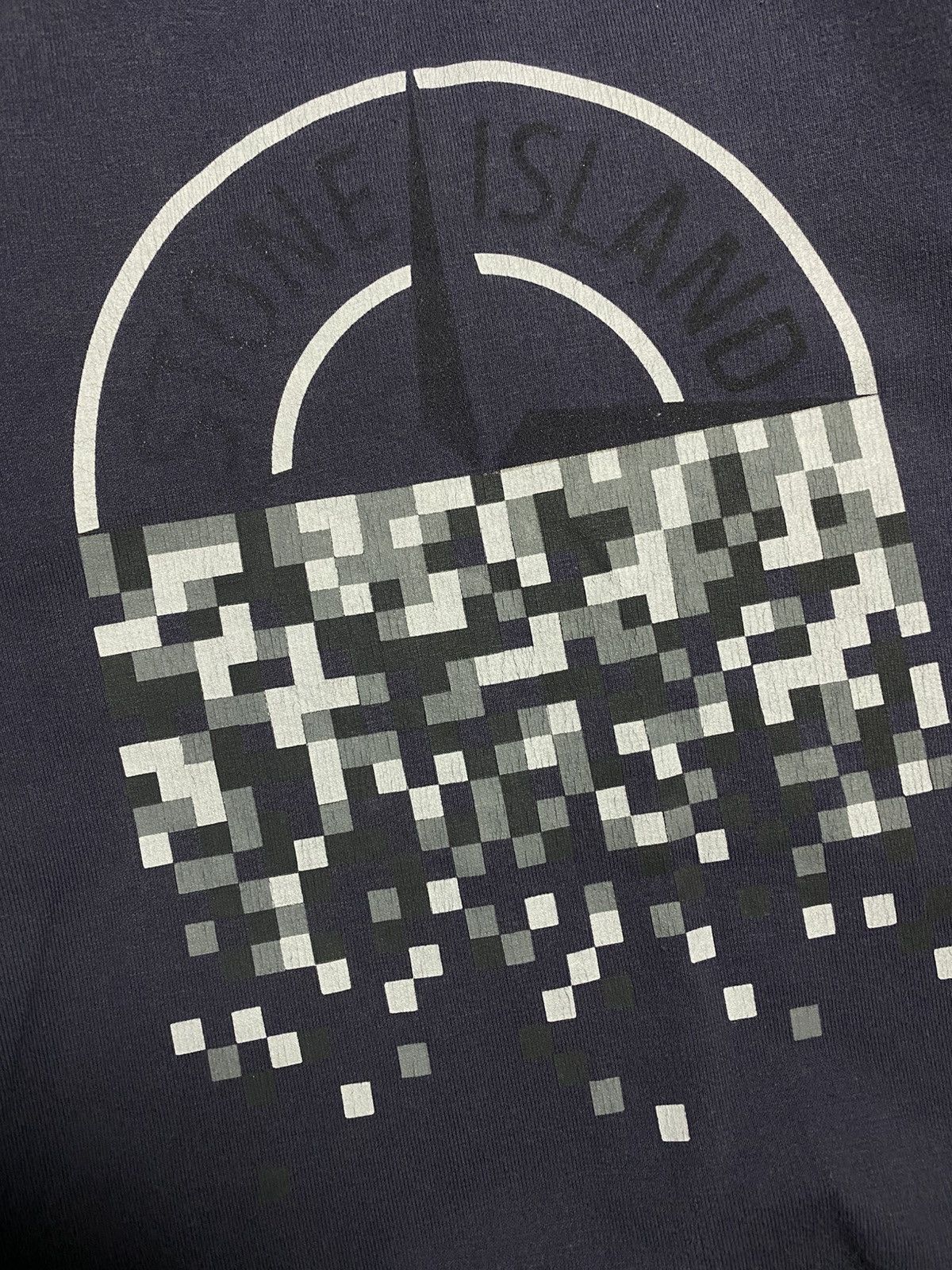 Stone Island Stone Island Junior Pixelated Compass Logo y2k sweatshirt Size US XS / EU 42 / 0 - 10 Thumbnail