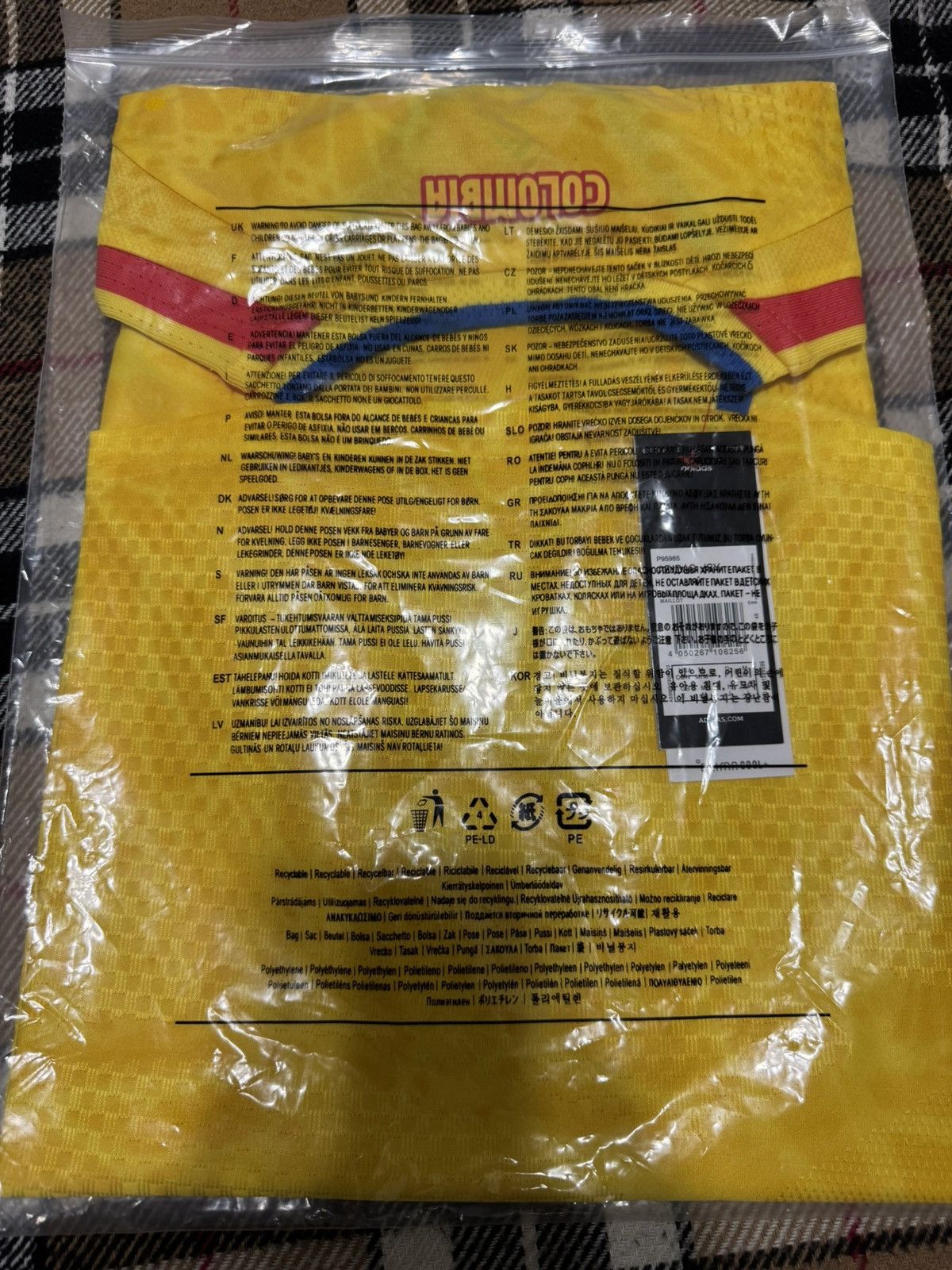Adidas Colombia Home World Cup Jersey Diaz Size US M / EU 48-50 / 2 - 5 Thumbnail