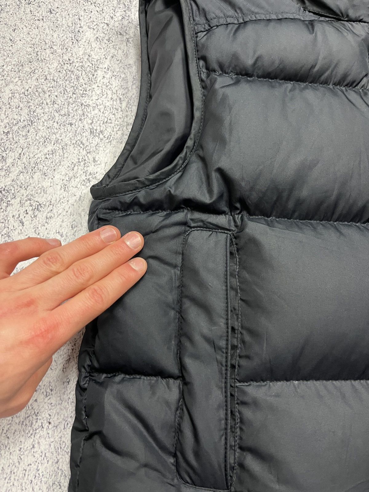 Nike Vintage 00’s Nike Puffer Vest Swoosh Y2K Drill Hype Rare Size US S / EU 44-46 / 1 - 7 Thumbnail