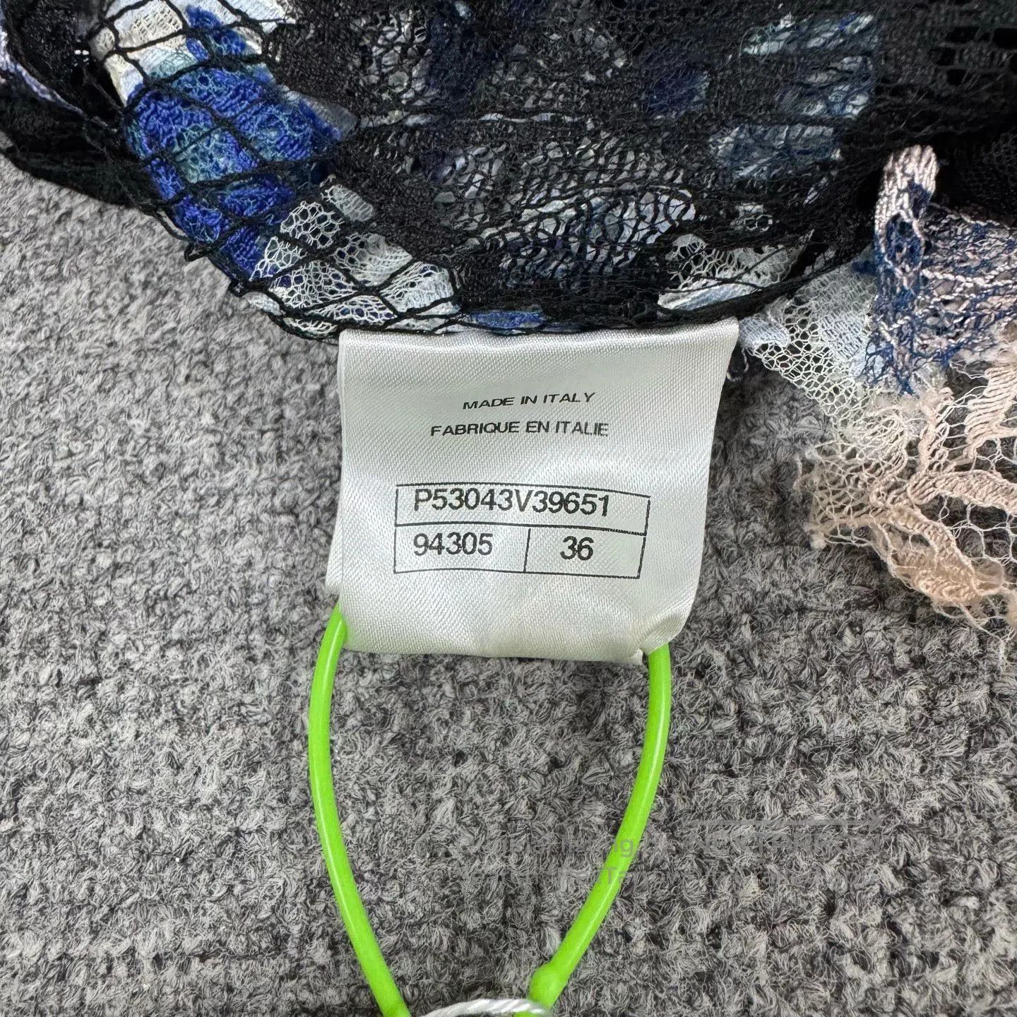 Chanel Chanel Colorful Petal Lace Short. Size M / US 6-8 / IT 42-44 - 4 Thumbnail