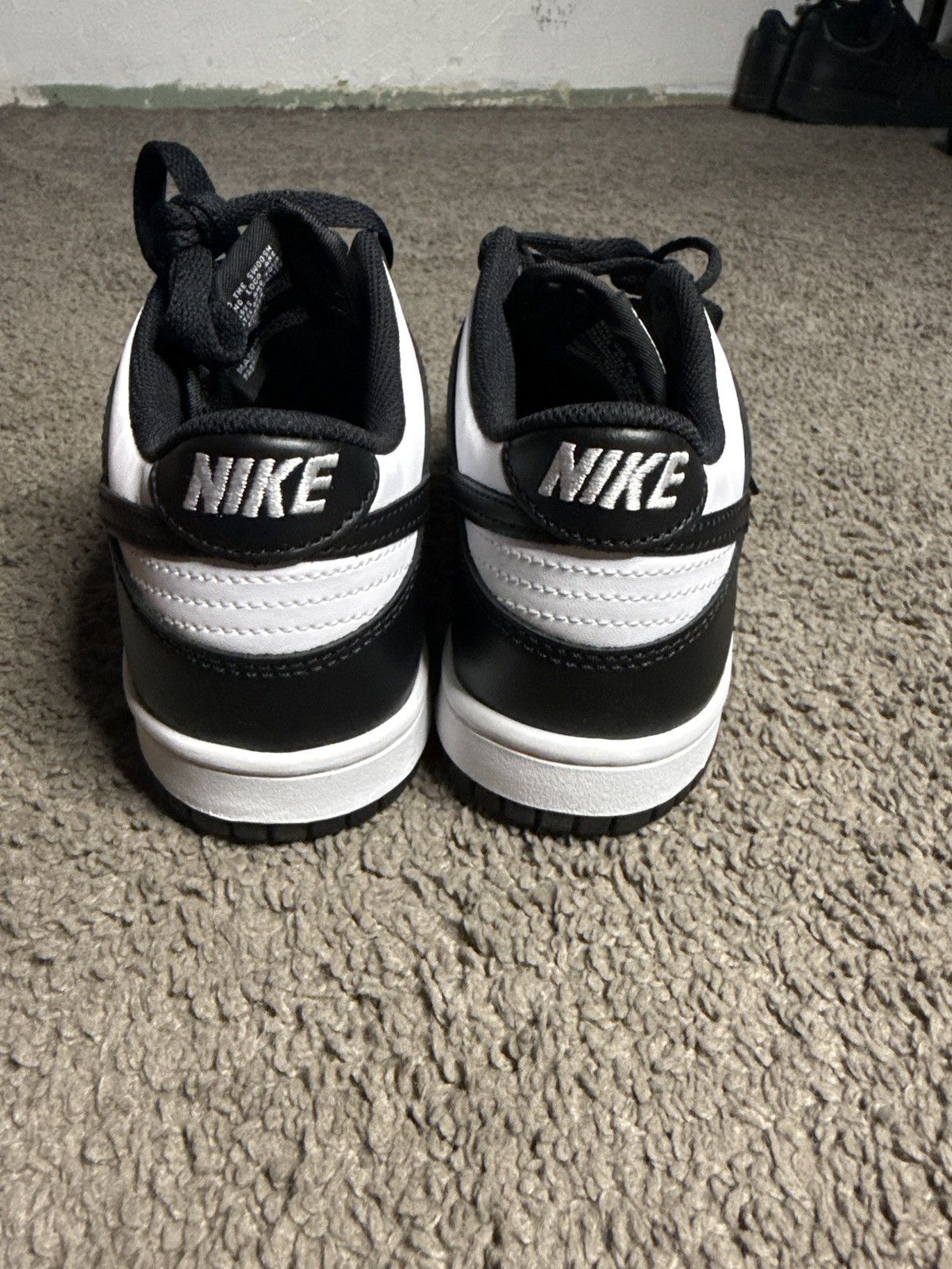 Nike Nike panda dunks Size US 6.5 / EU 39-40 - 4 Thumbnail