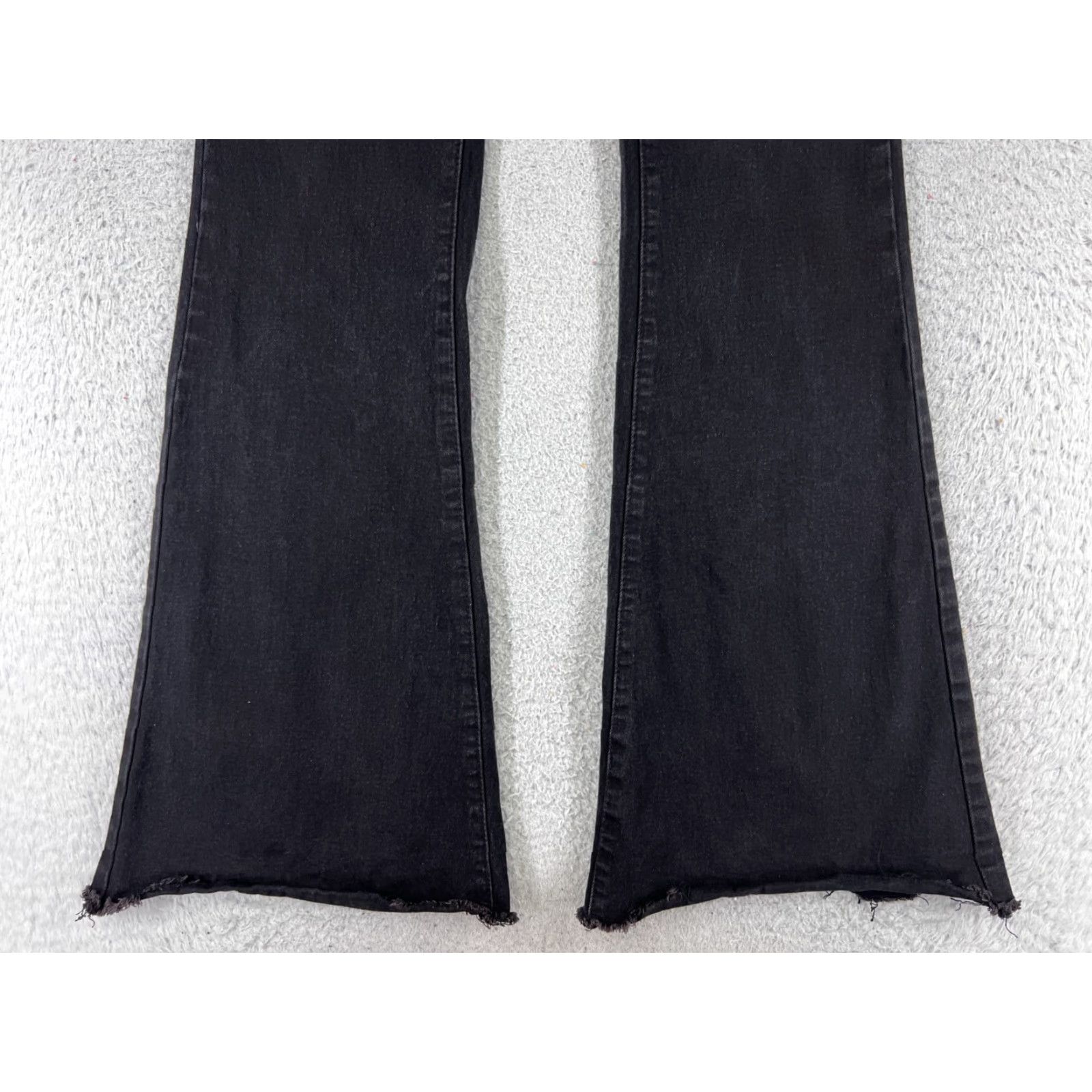 Shein Shein Jeans Womens 8 Black Denim Wide Flare Raw Hem Cotton Blend 26x31 Size 30" / US 8 / IT 44 - 2 Thumbnail