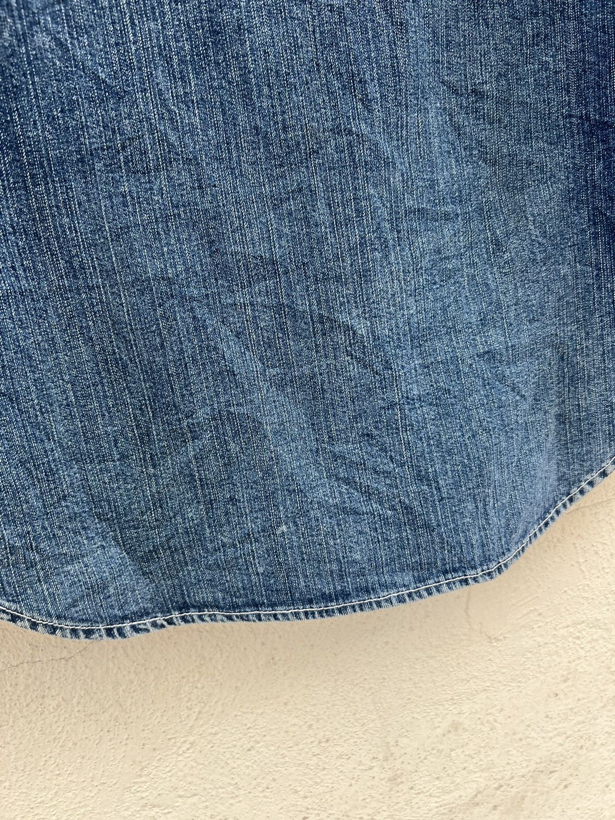 Levi's Vintage 2005 Levi’s Red Tab Faded Mud Denim Western Shirt Size US L / EU 52-54 / 3 - 15 Thumbnail