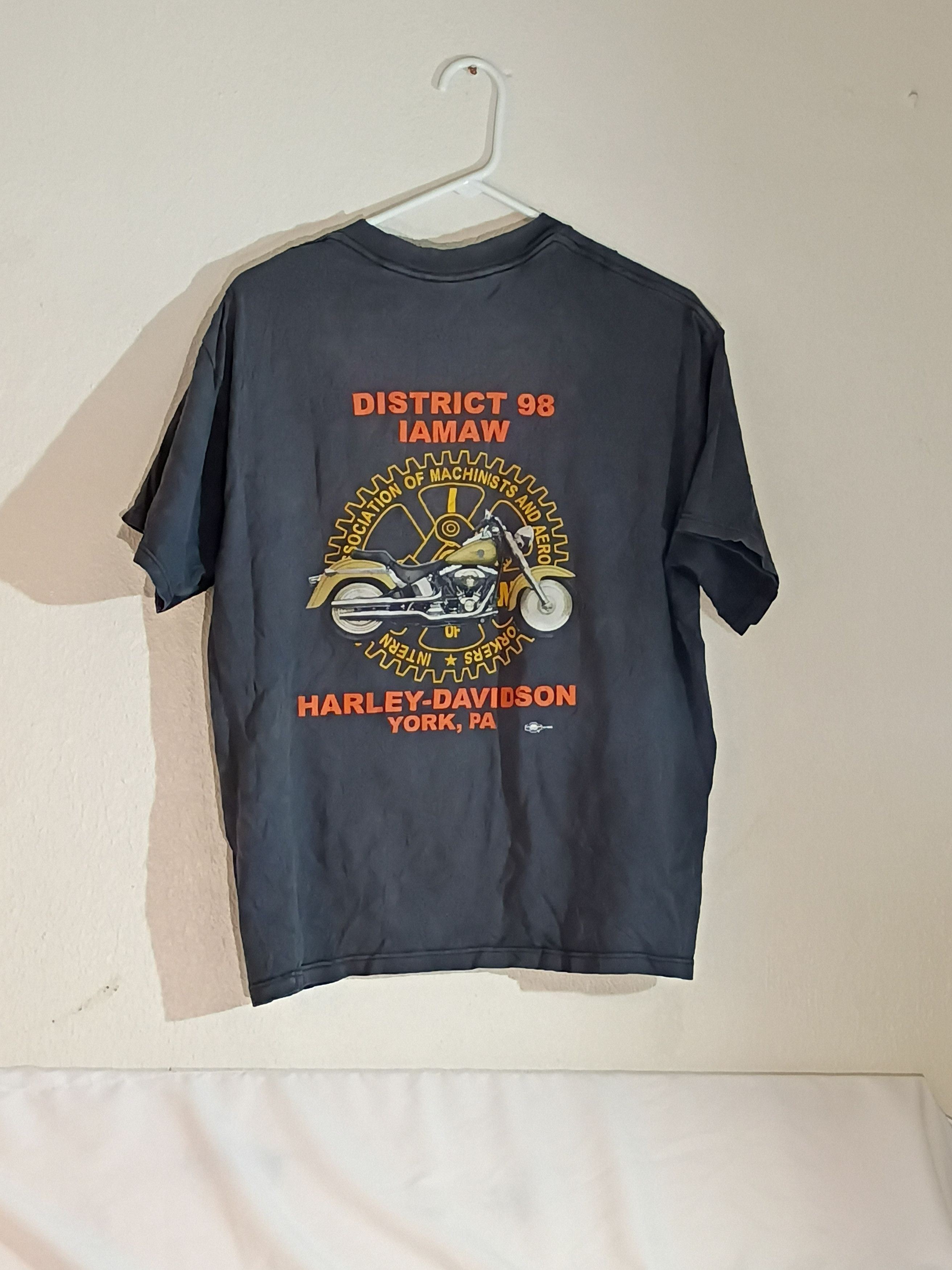 Harley Davidson Men's Vintage Harley Davidson IAMAW T-Shirt York, PA Size US L / EU 52-54 / 3 - 2 Thumbnail