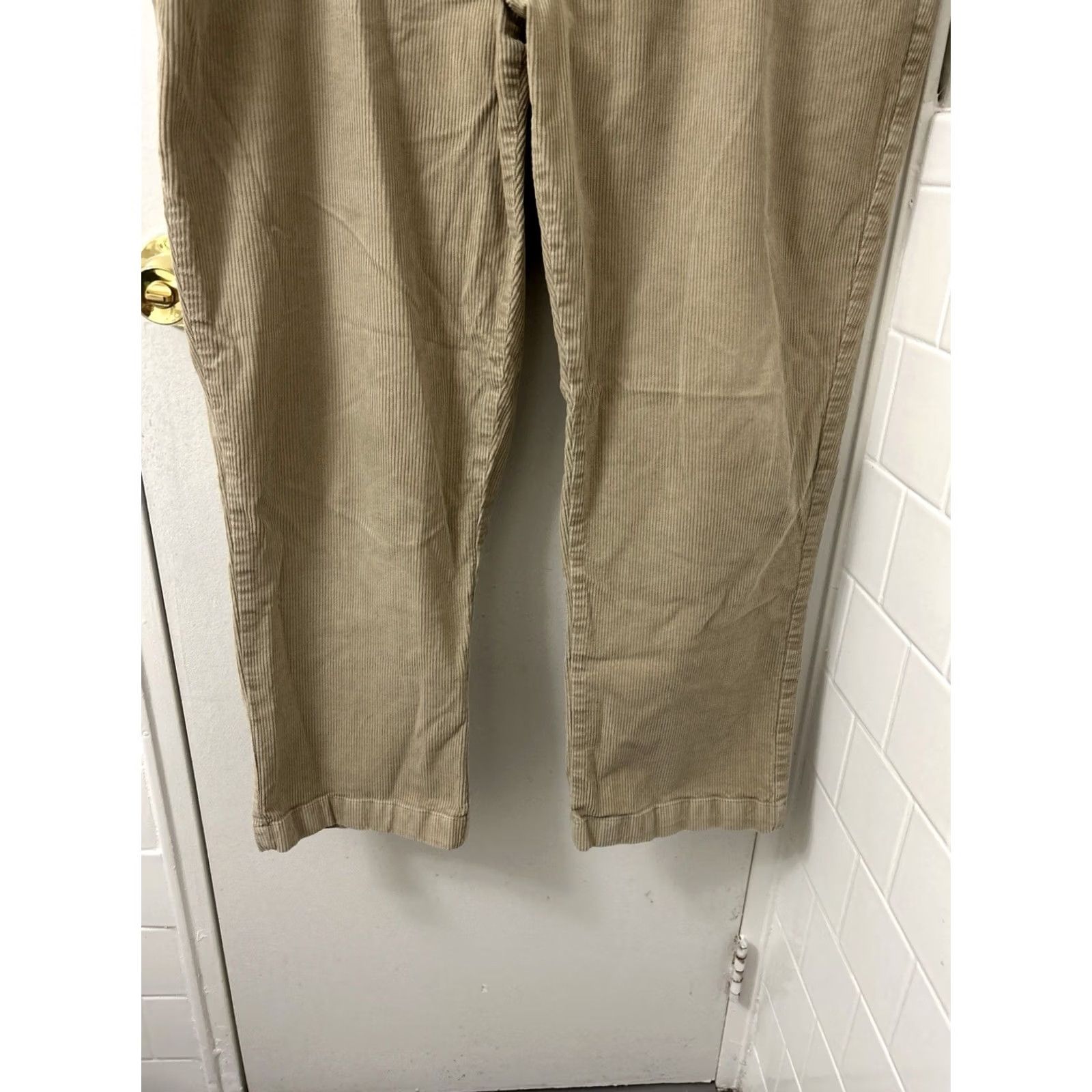 Vintage LL Bean Country Corduroy Pants Mens 42x29 Tan Comfort Waist Vintage No N/A 502864 Size US 42 / EU 58 - 3 Thumbnail