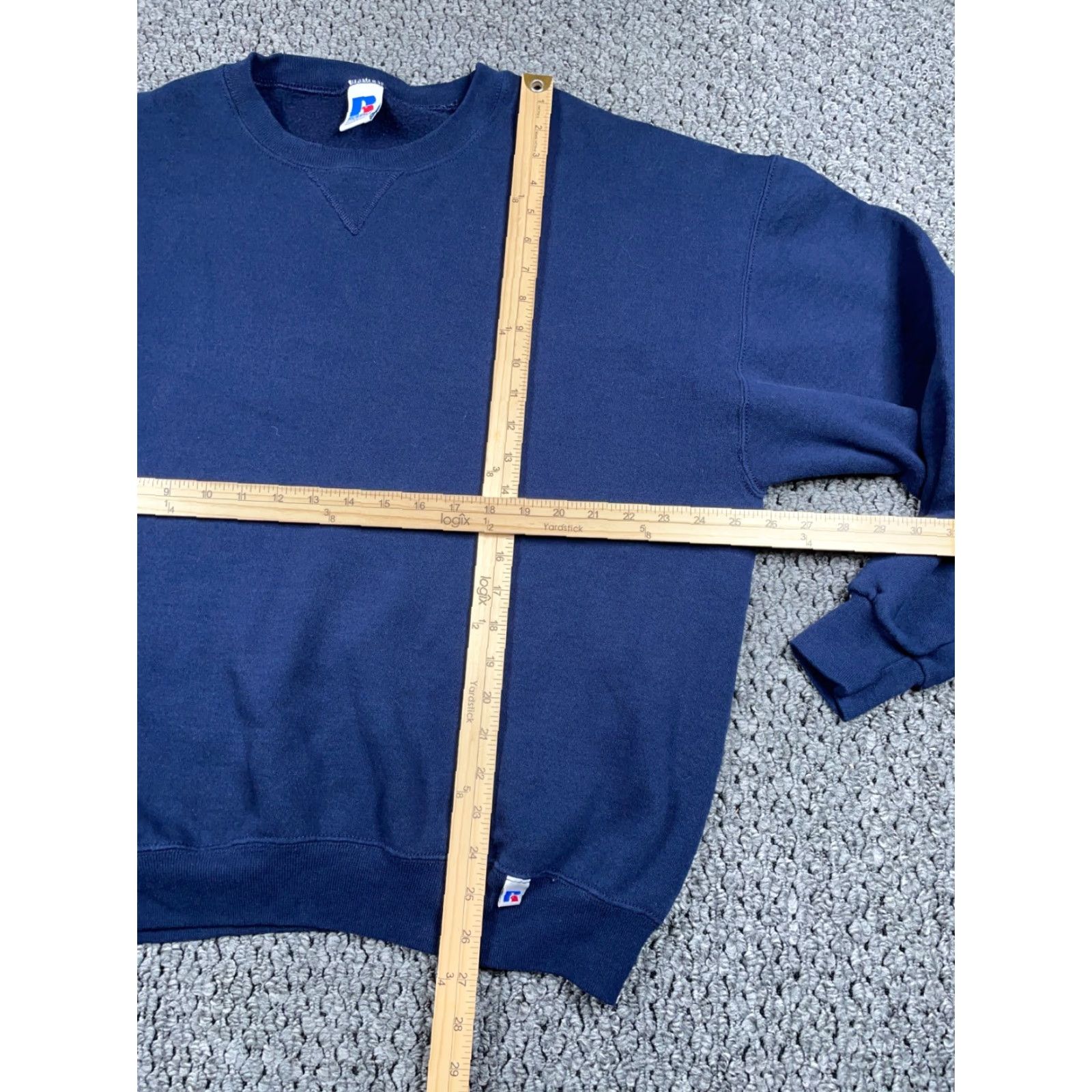 Russell Athletic VINTAGE Russell Athletic Crewneck Sweatshirt Adult XL Dark Blue Solid 50/50 Mens Sweatshirt Retro 90s Oversized Pullover Blank Cotton Poly Blend Size US XL / EU 56 / 4 - 5 Thumbnail