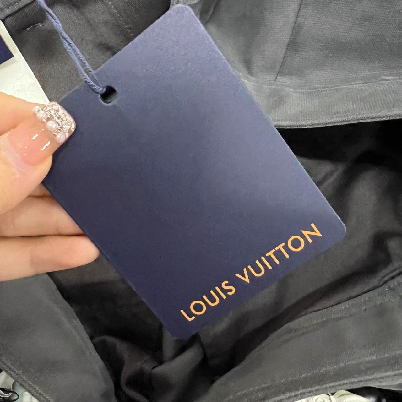 Louis Vuitton LV gray print logo drawstring pants S new tags Size US 28 / EU 44 - 6 Thumbnail