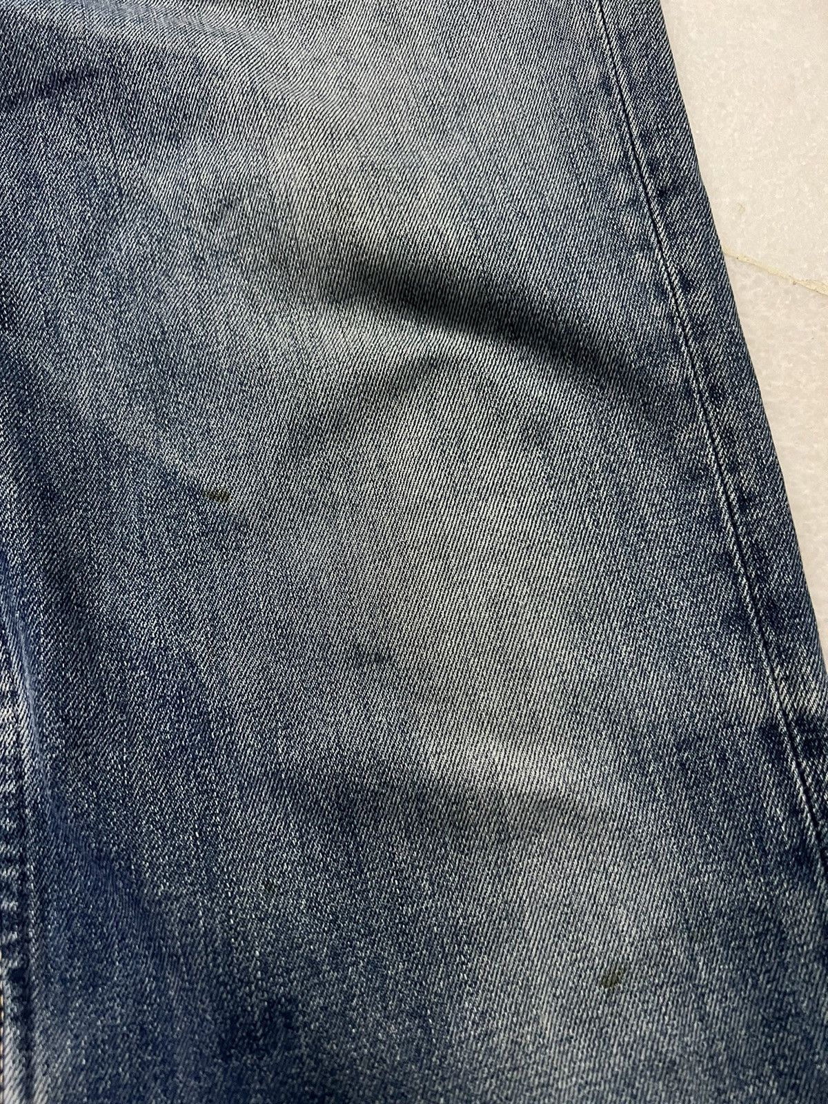 Levi's Vintage Levis 502 Faded Blue Distress Jeans Size US 31 - 7 Thumbnail