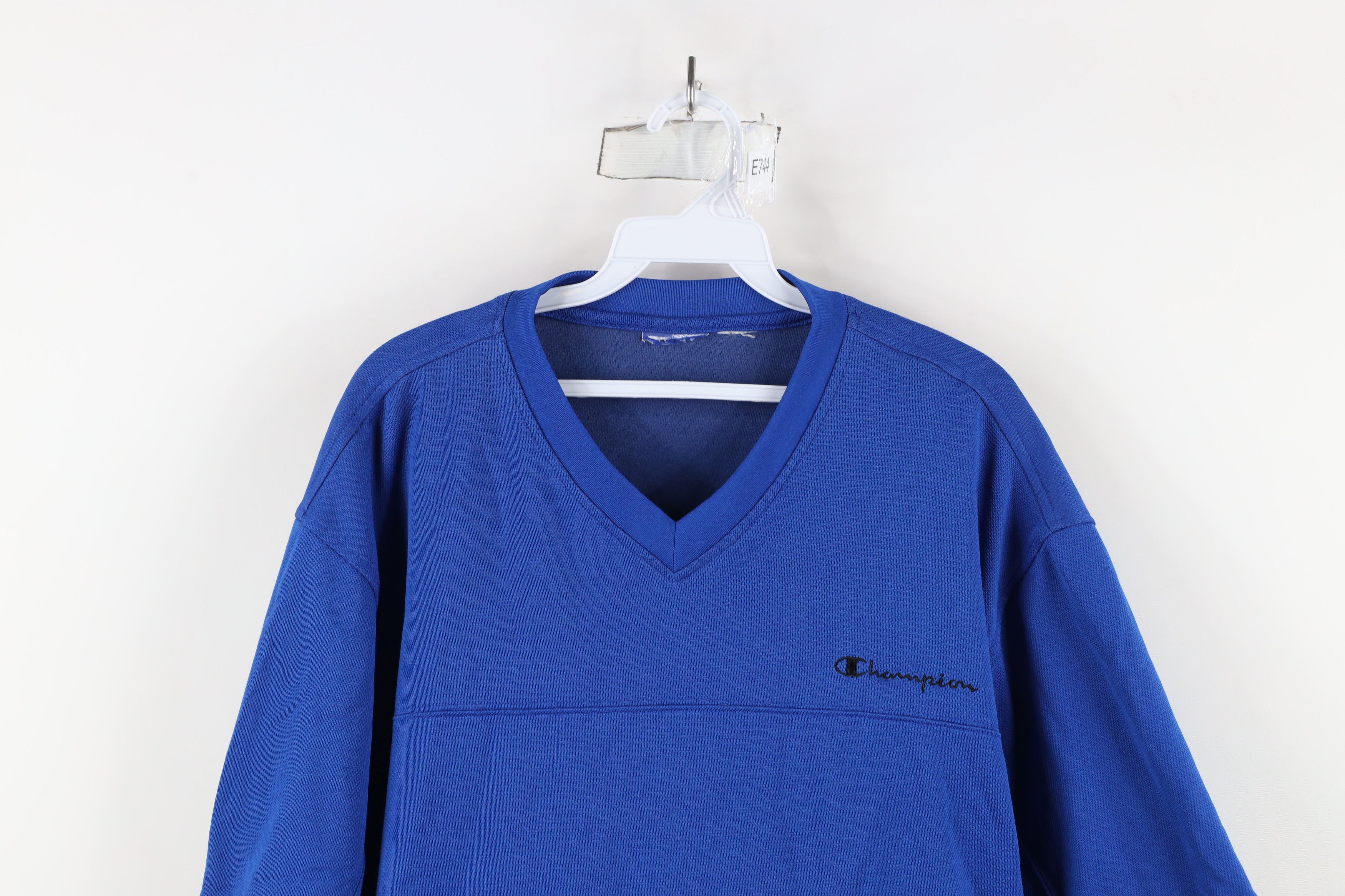 Champion × Vintage Vintage 90s Champion Jersey Knit Short Sleeve V-Neck T-Shirt Size US XL / EU 56 / 4 - 2 Thumbnail